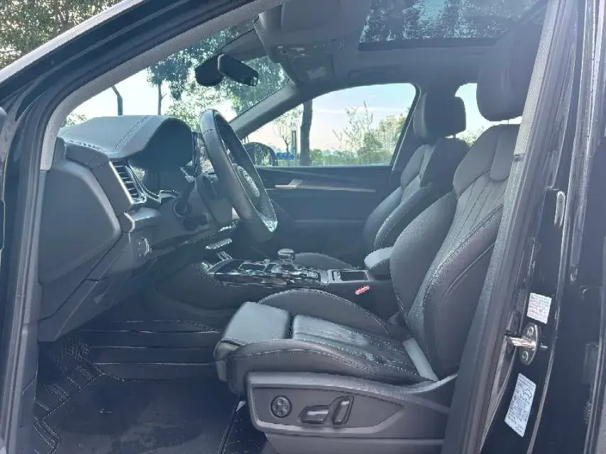 2022 AUDI Q5L thumbnail 4