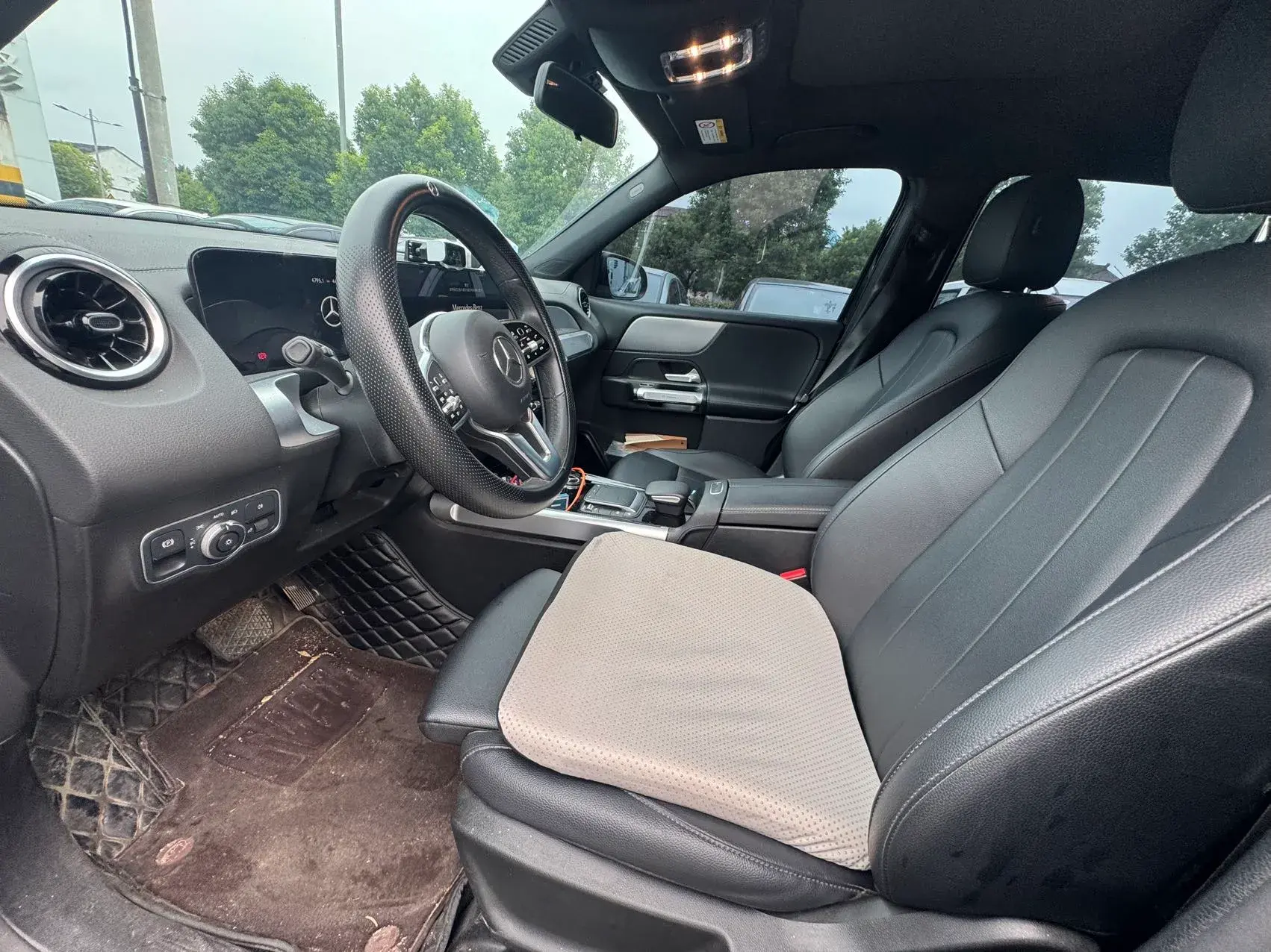 2022 MERCEDES-BENZ GLB thumbnail 4