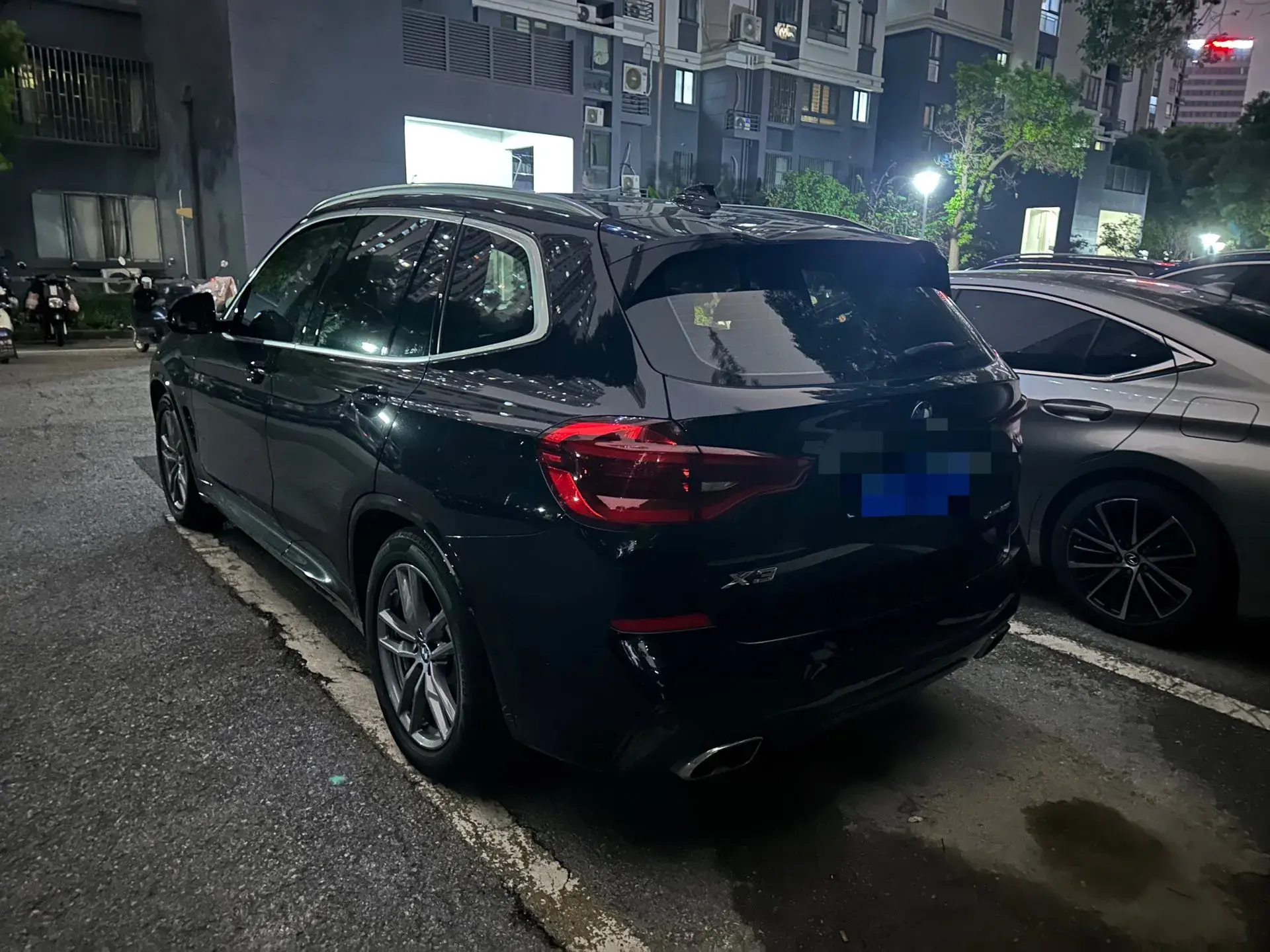 2021 BMW X3 thumbnail 4