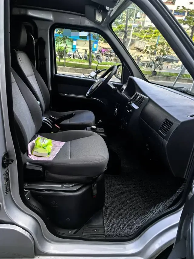 2020 WuLing RongGuang EV BEV 41.6KWH,autocango,china used car exporter,china ev exporter,chinese used car exporter,chinese used ev exporter