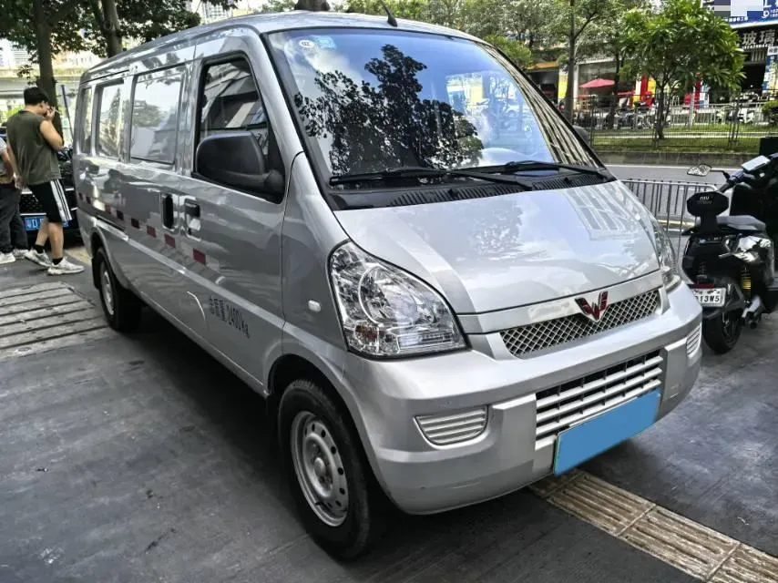 2020 WuLing RongGuang EV BEV 41.6KWH,autocango,china used car exporter,china ev exporter,chinese used car exporter,chinese used ev exporter