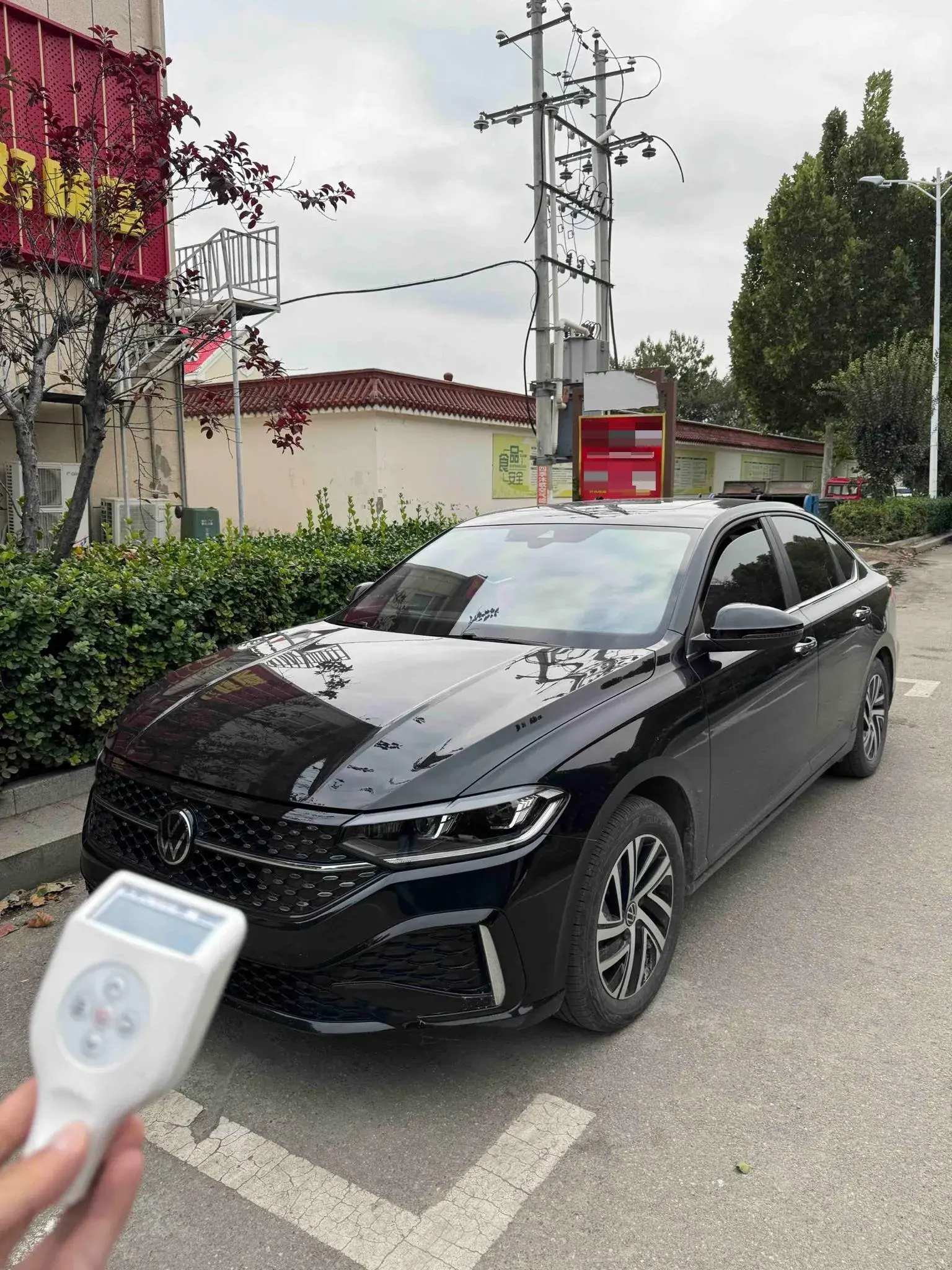 2024 VOLKSWAGEN LAVIDA view 1