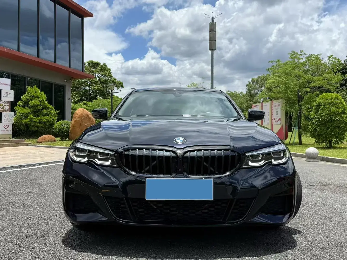 2021 BMW 3 thumbnail 2