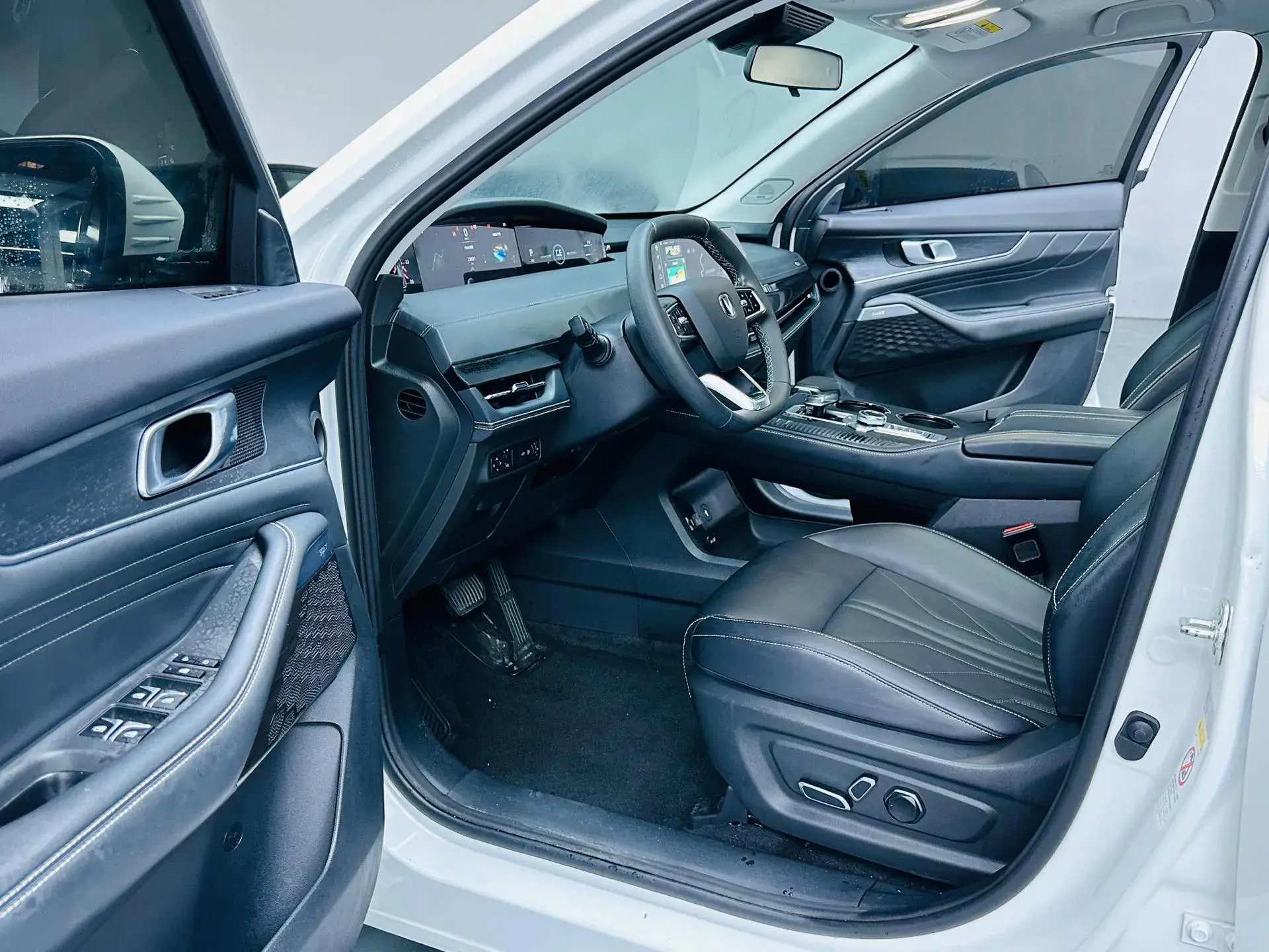 2023 CHANGAN UNI-K thumbnail 4