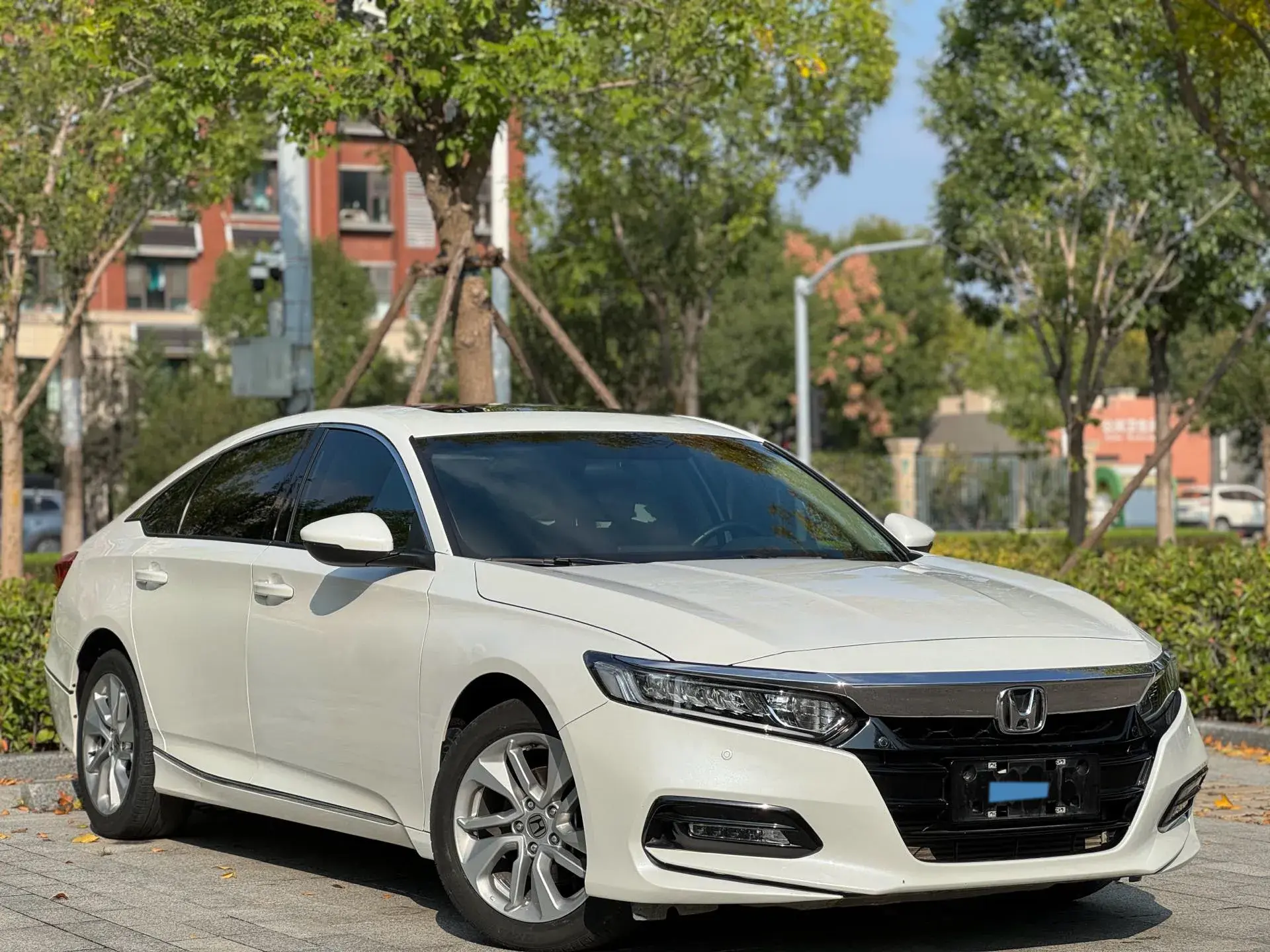 2018 HONDA ACCORD thumbnail 3