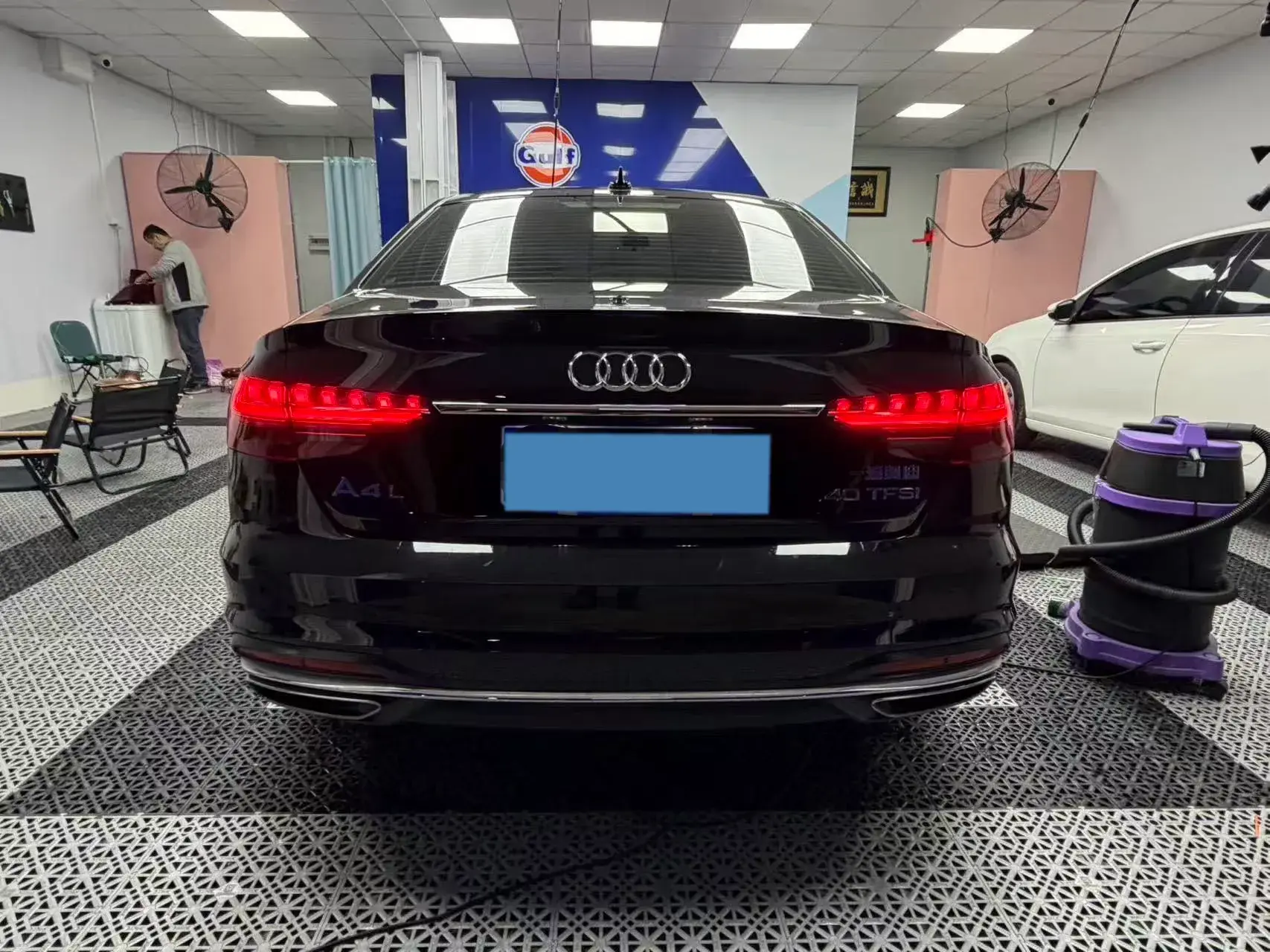 2020 AUDI A4L thumbnail 4