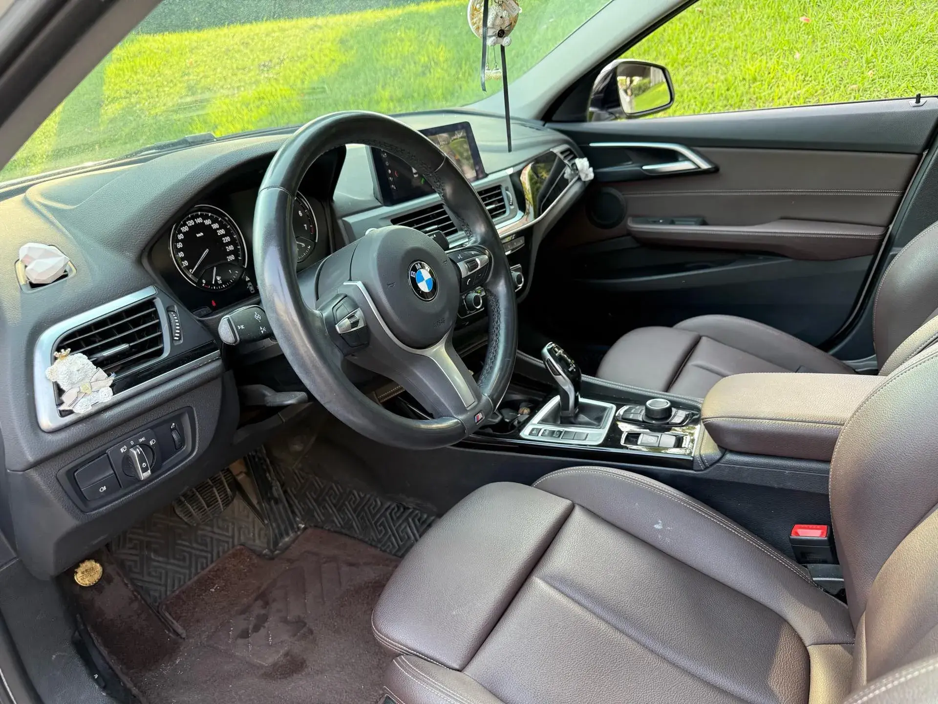 2020 BMW 1 thumbnail 4