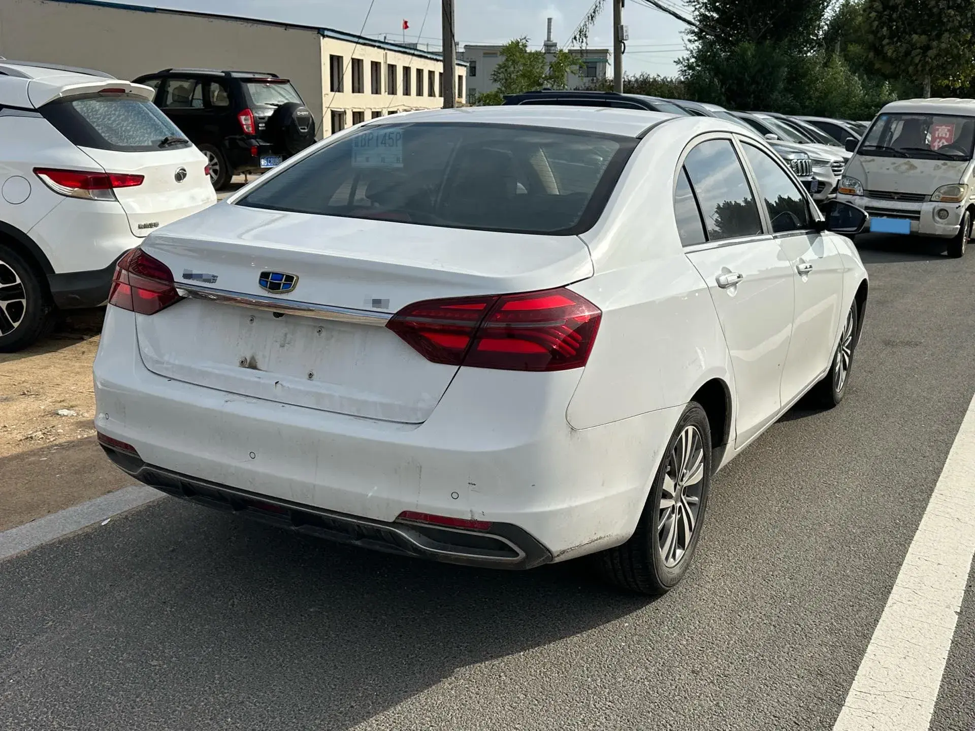 2018 GEELY EMGRAND thumbnail 4