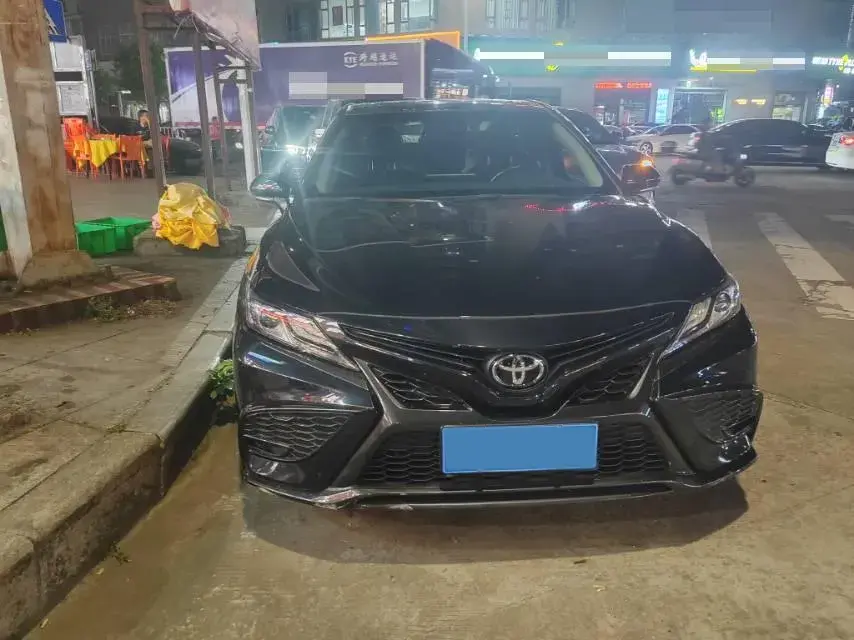 2022 TOYOTA CAMRY thumbnail 3