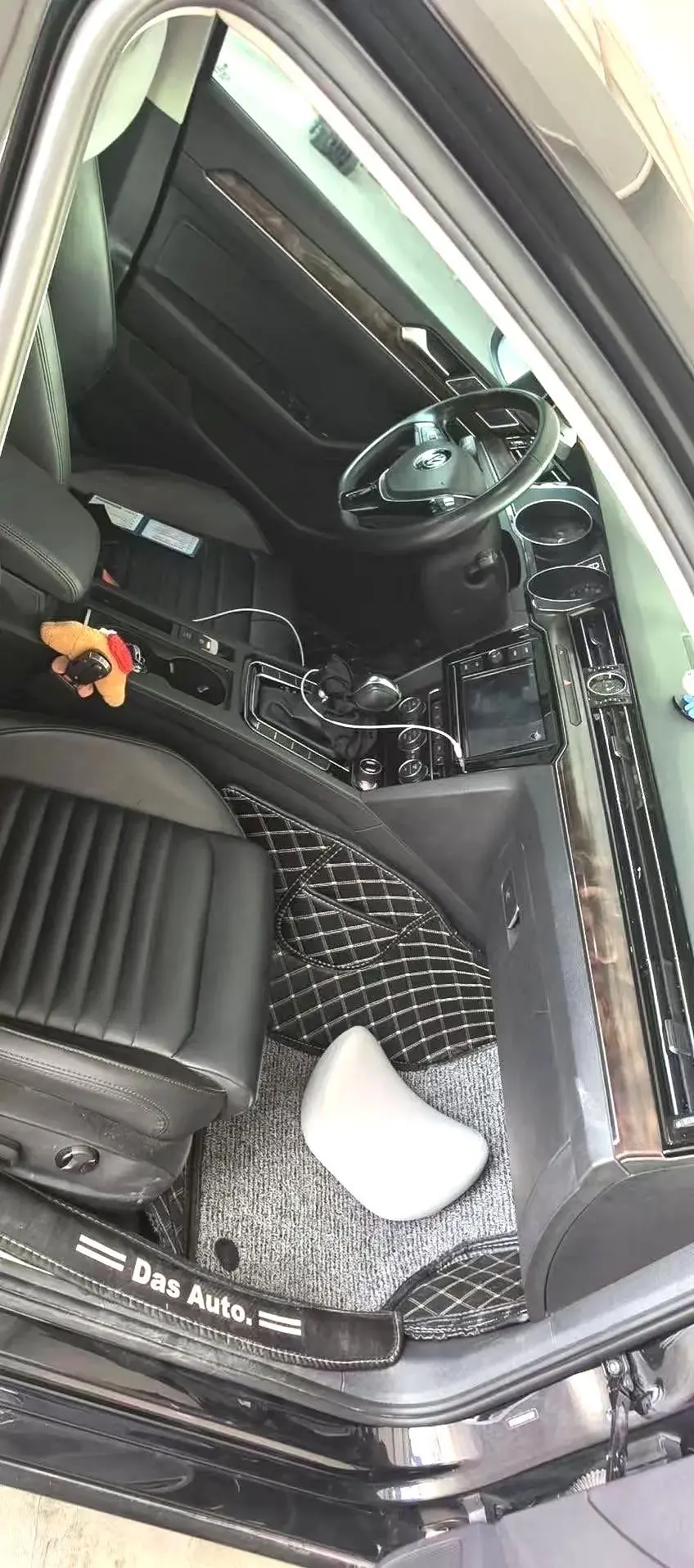 2019 VOLKSWAGEN MAGOTAN thumbnail 2