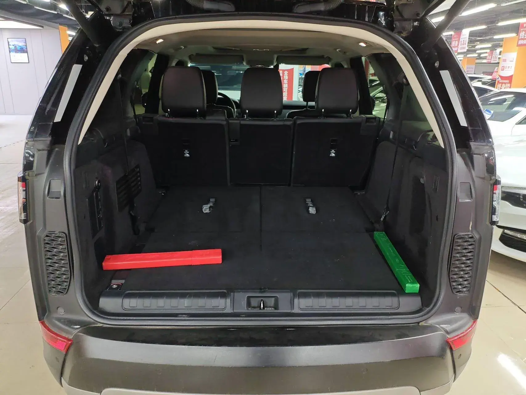 2020 LAND ROVER thumbnail 4