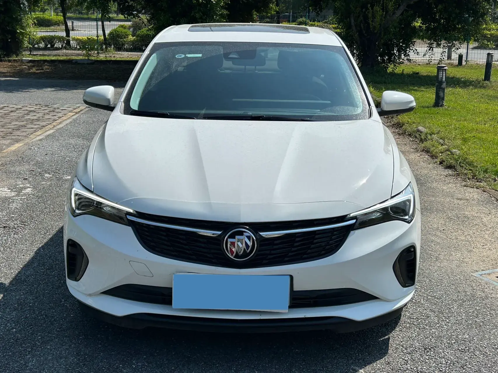 2023 BUICK VERANO thumbnail 2