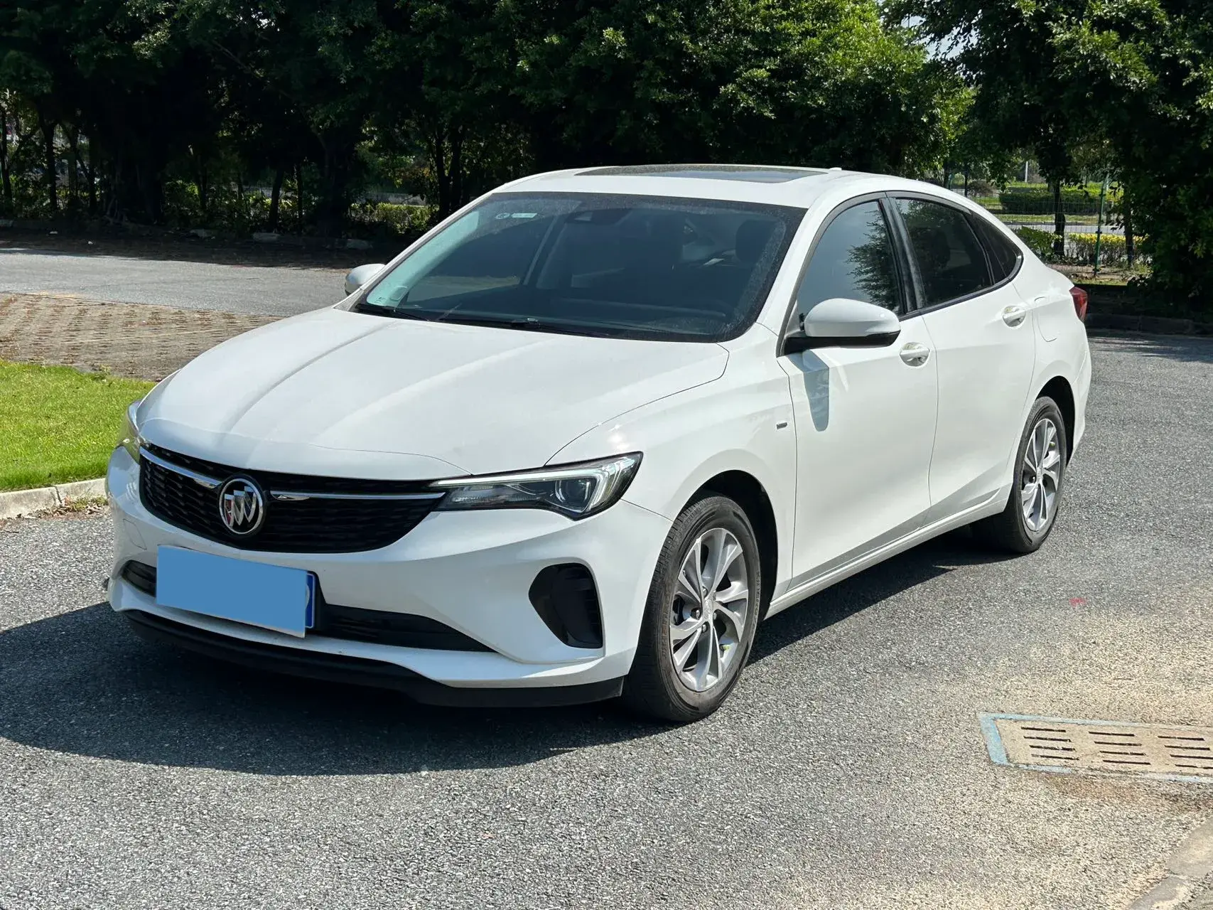 2023 BUICK VERANO view 1