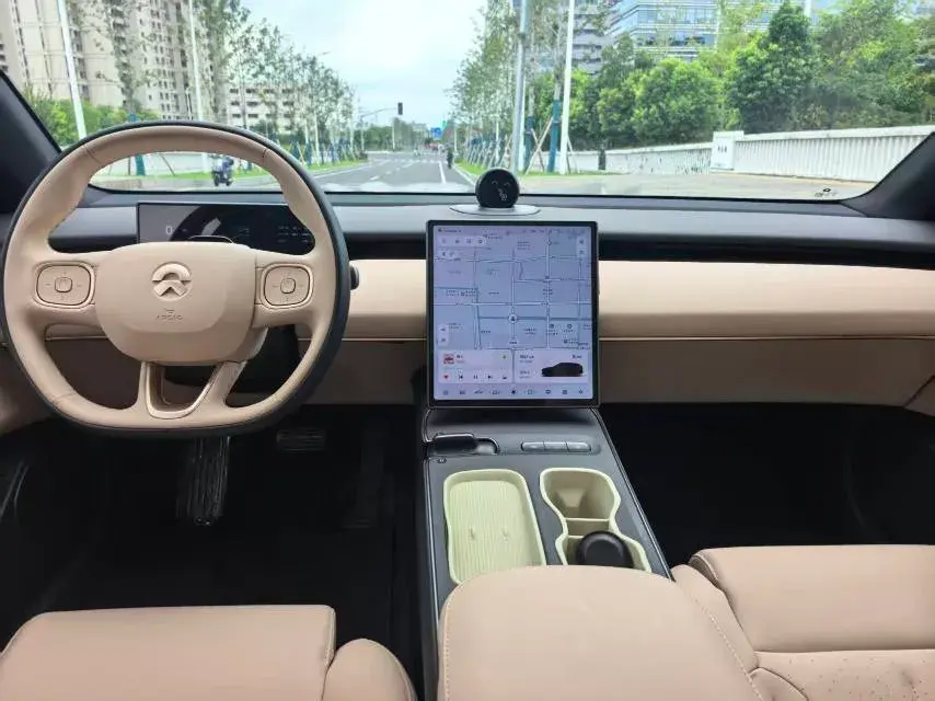 2024 NIO ET5T thumbnail 2