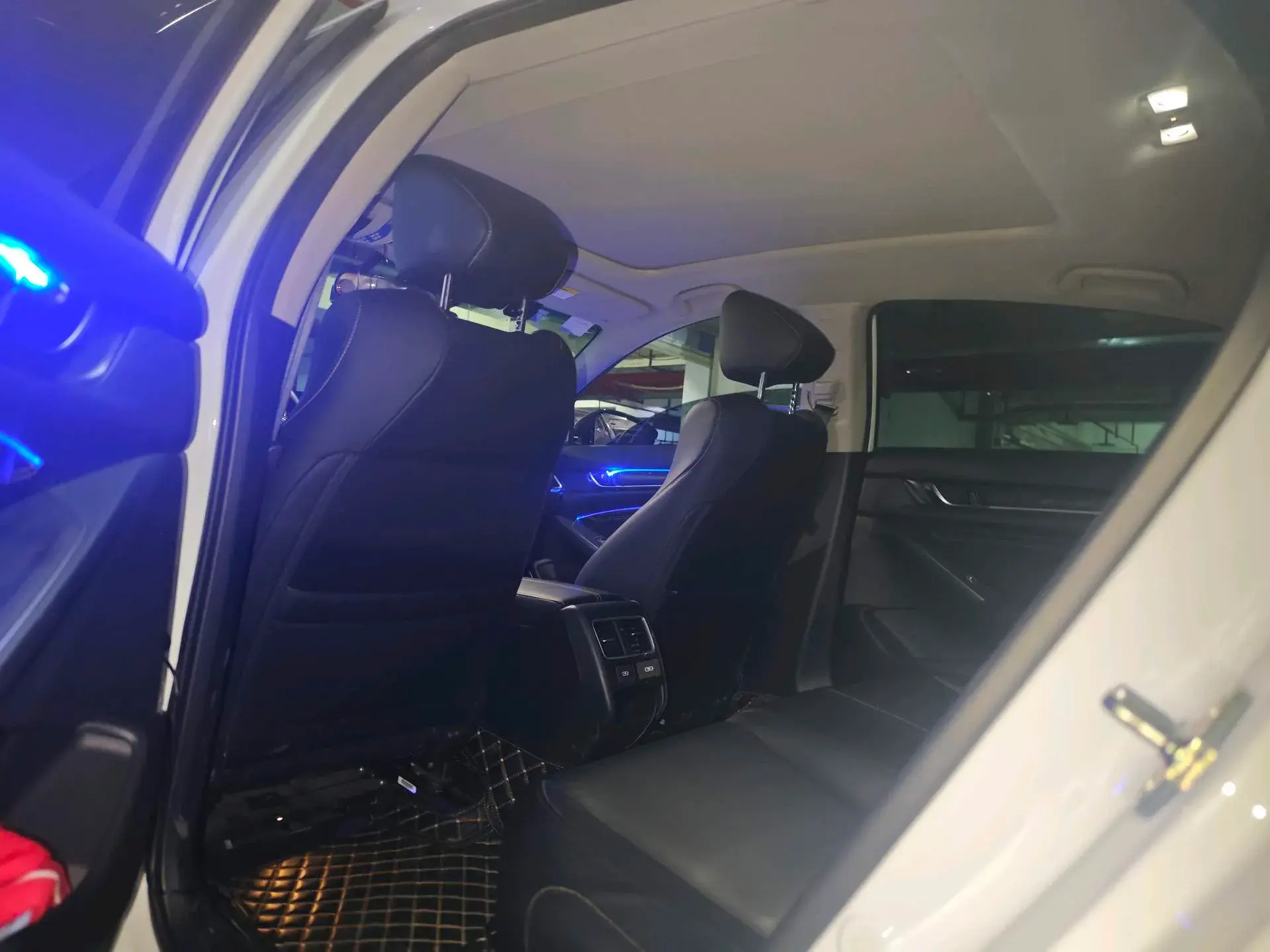 2022 HONDA ACCORD thumbnail 3