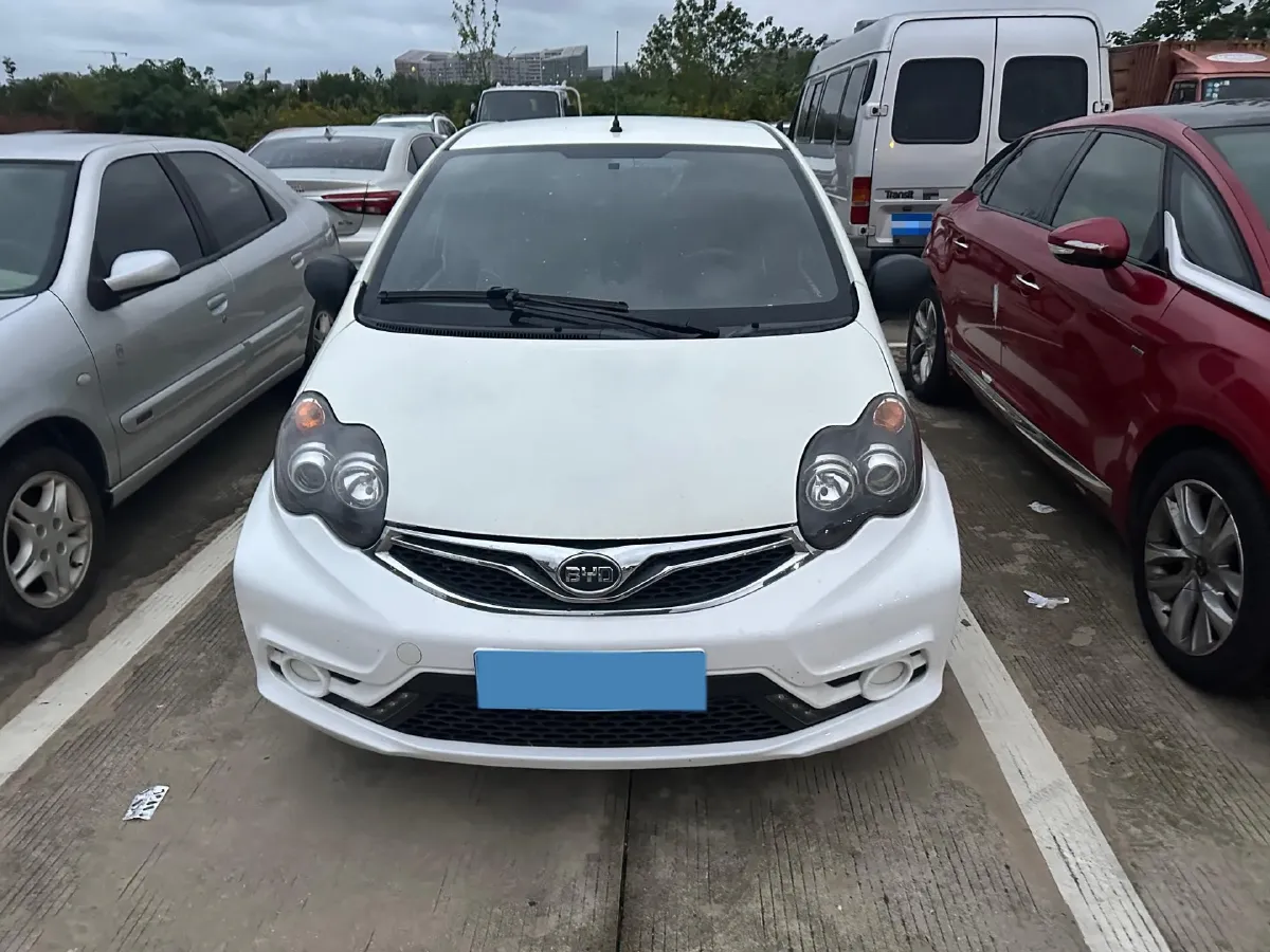 2015 BYD F0 1.0L 68HP L3 5MT,autocango,china used car exporter,china ev exporter,chinese used car exporter,chinese used ev exporter
