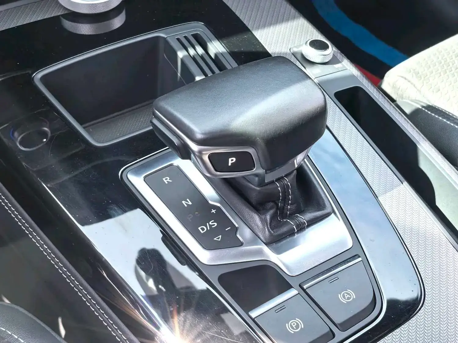 2022 AUDI Q5L thumbnail 4