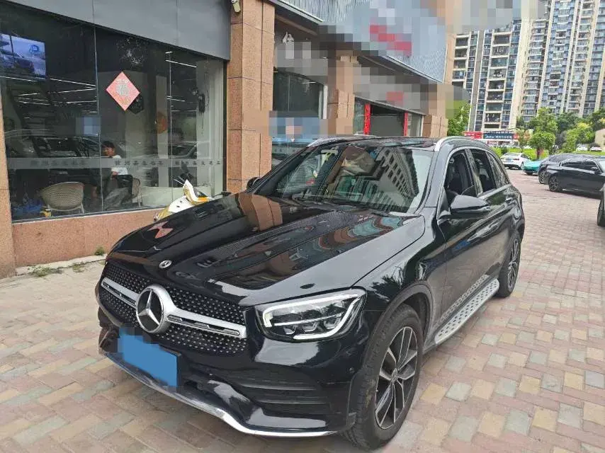 2021 MERCEDES-BENZ GLC view 1