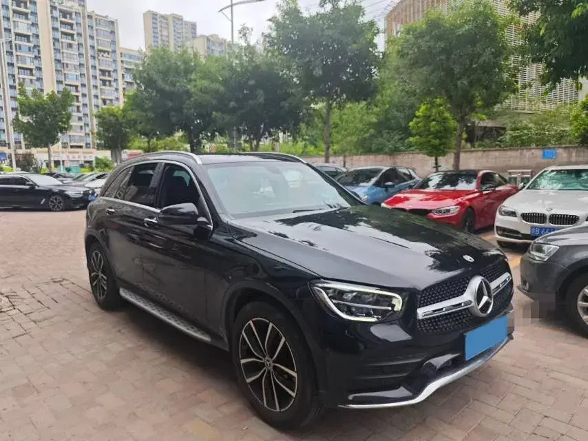 2021 MERCEDES-BENZ GLC thumbnail 3
