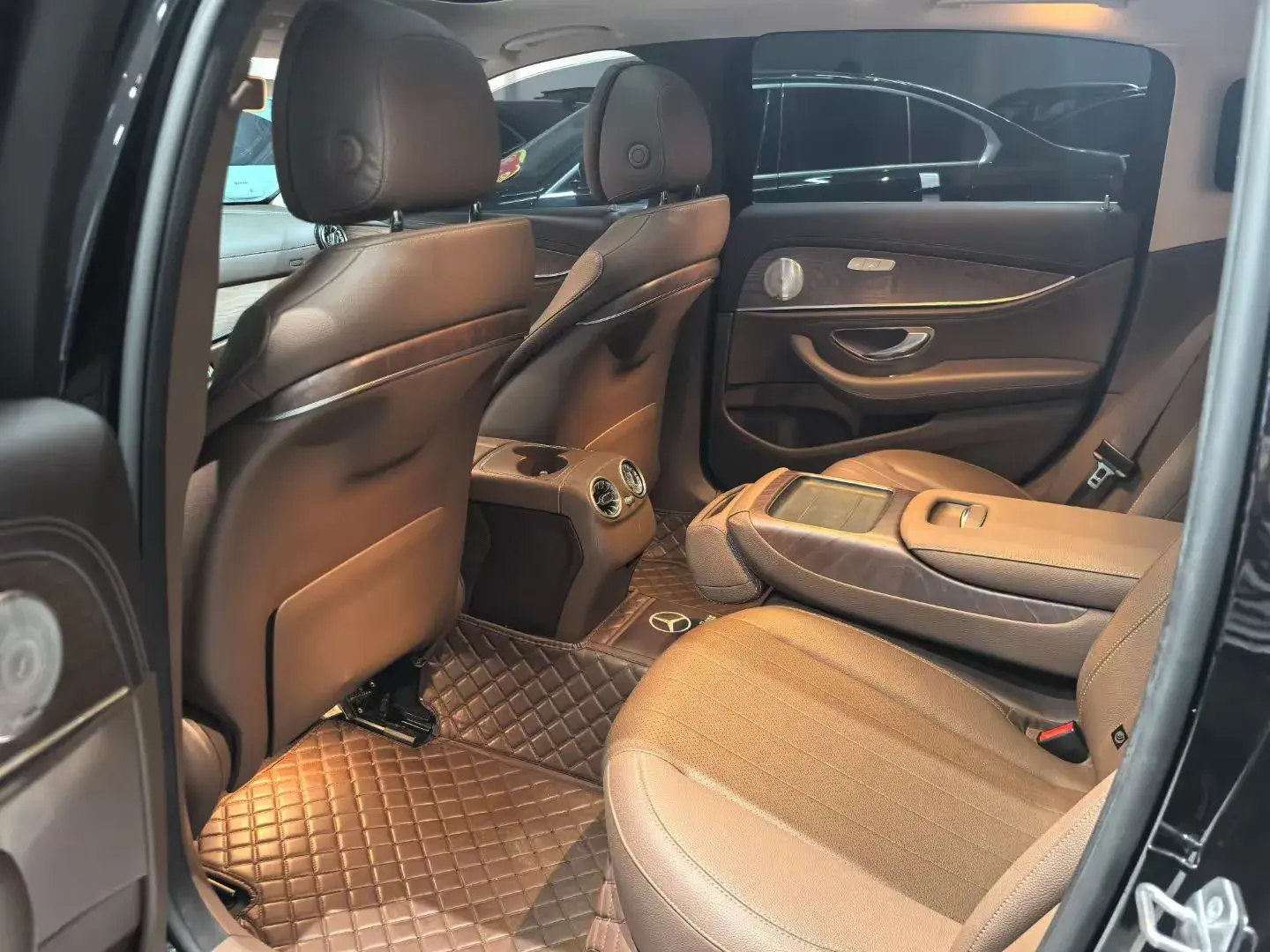 2020 MERCEDES-BENZ E thumbnail 2