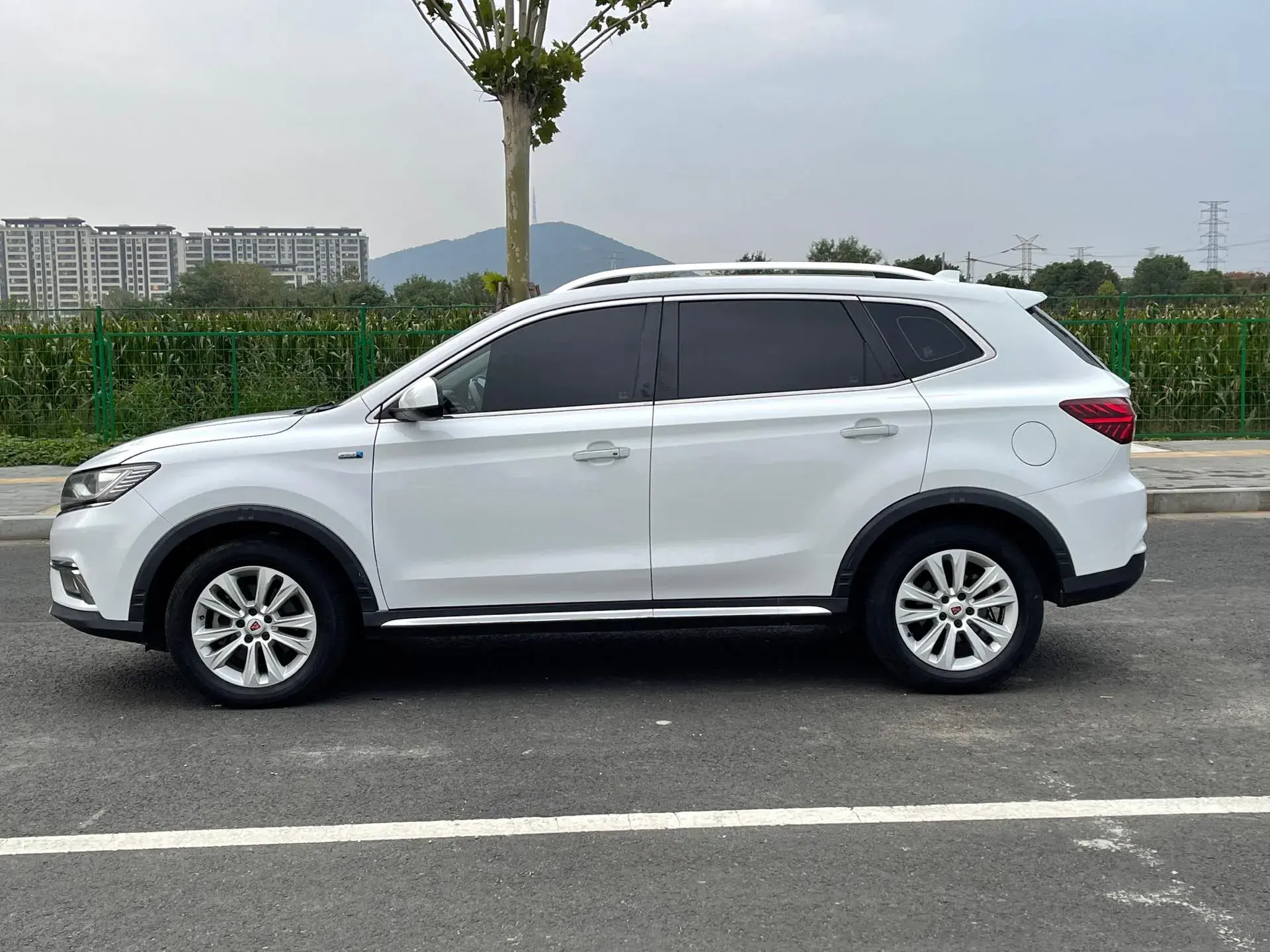 2018 ROEWE RX5 thumbnail 4