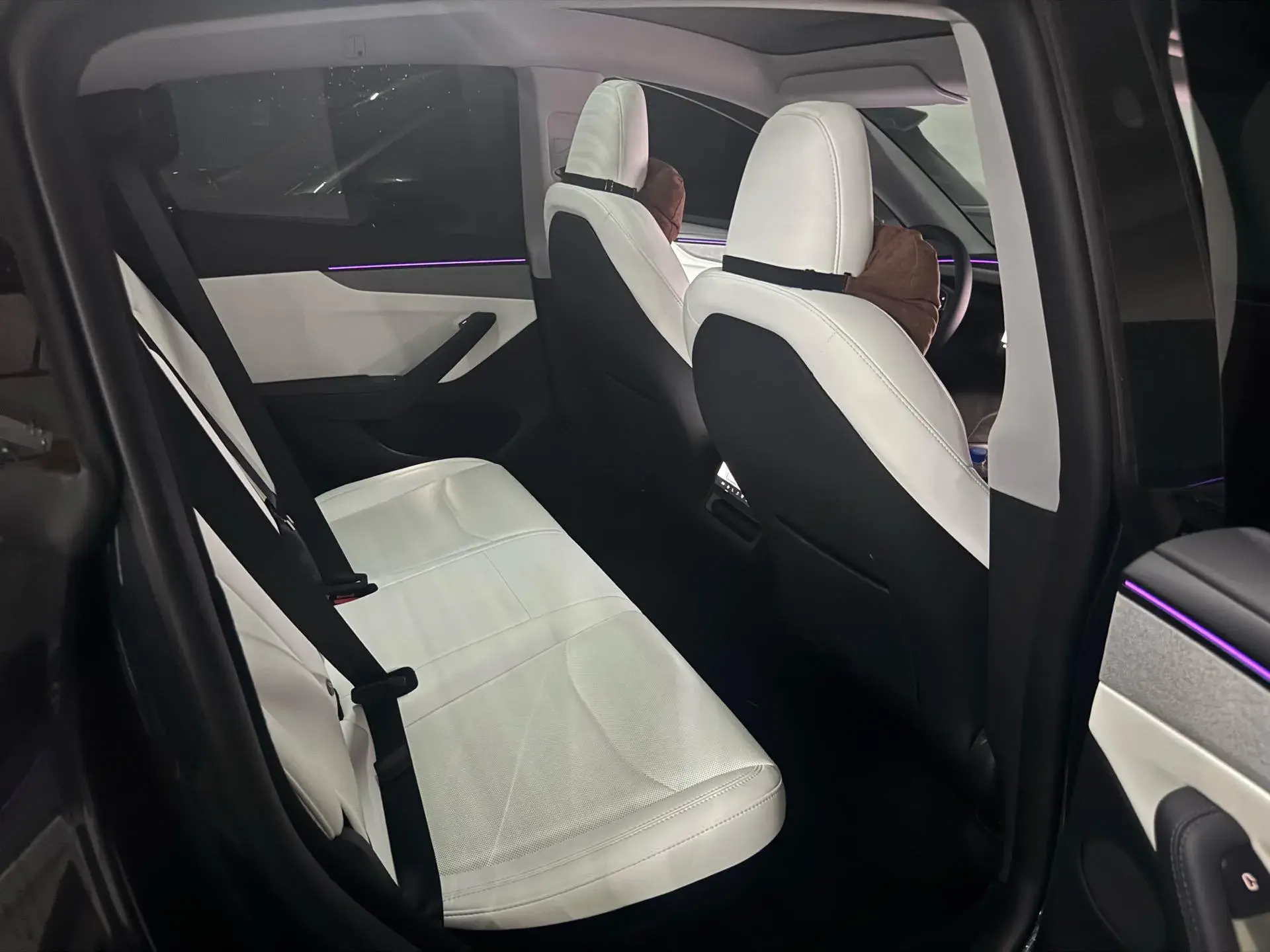 2025 TESLA MODEL thumbnail 4