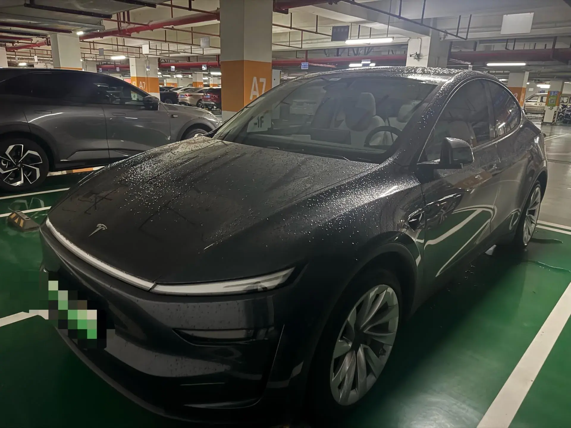 2025 TESLA MODEL view 1