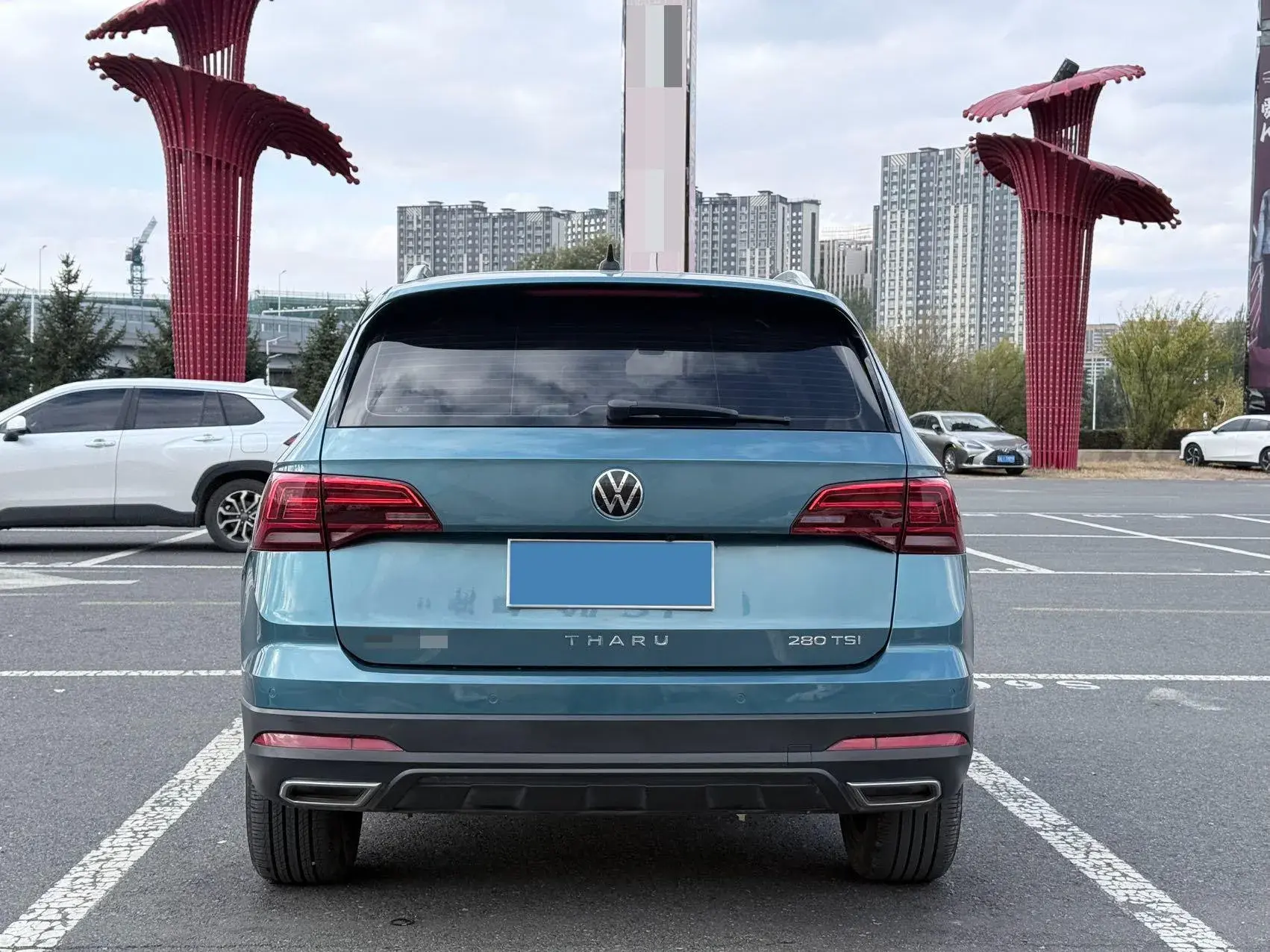 2022 VOLKSWAGEN THARU thumbnail 4