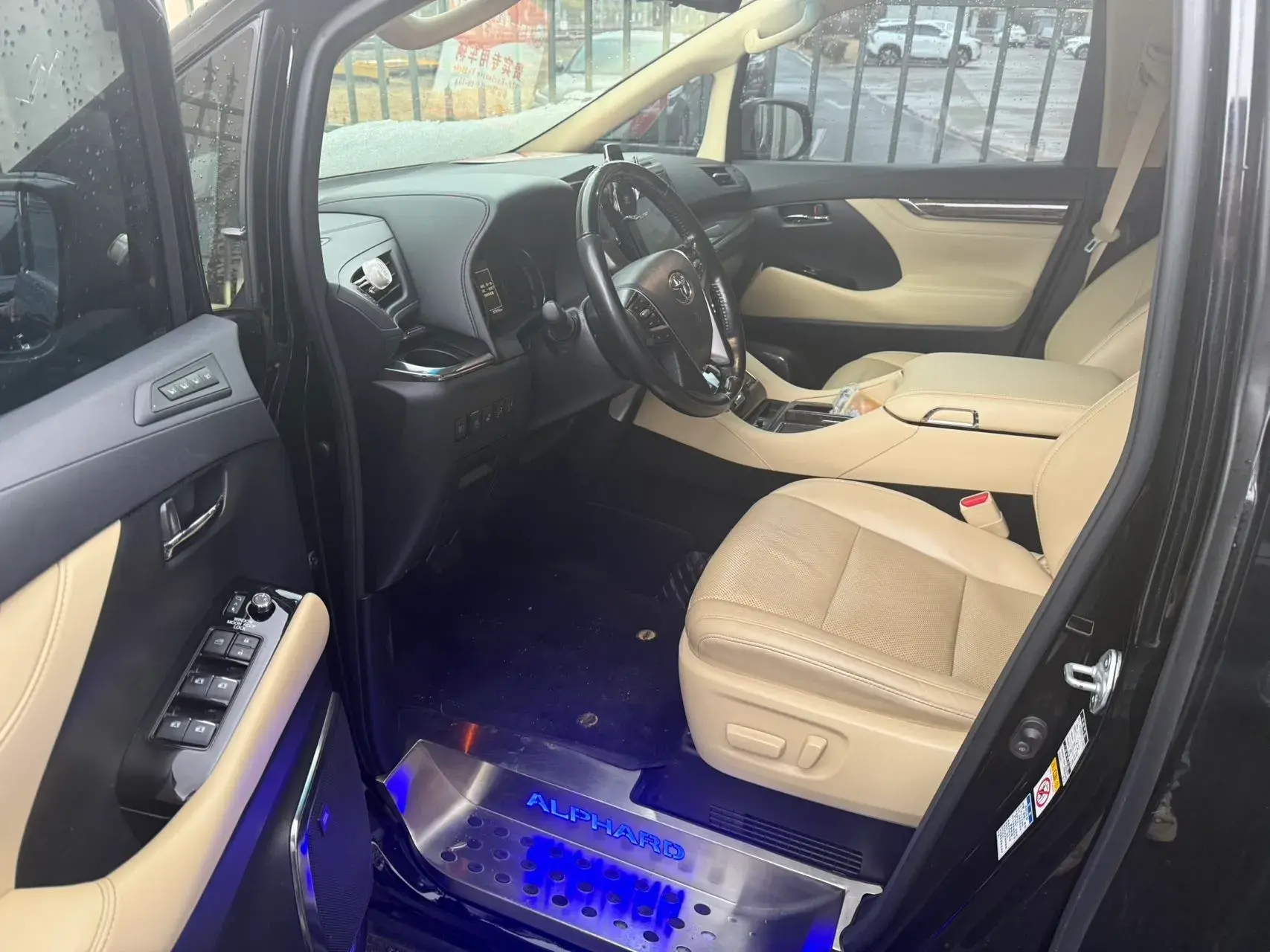 2019 TOYOTA VELLFIRE thumbnail 4