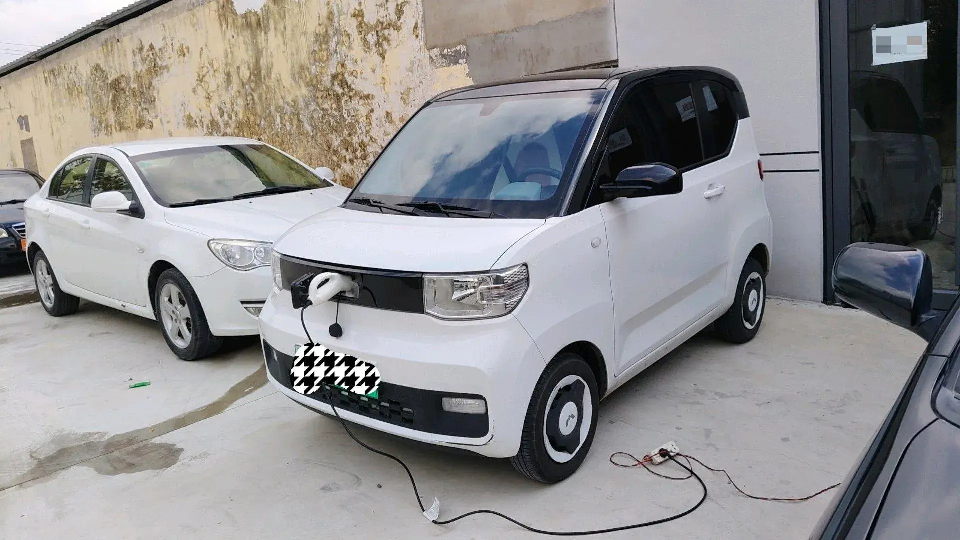 2022 WULING HONGGUANG view 1