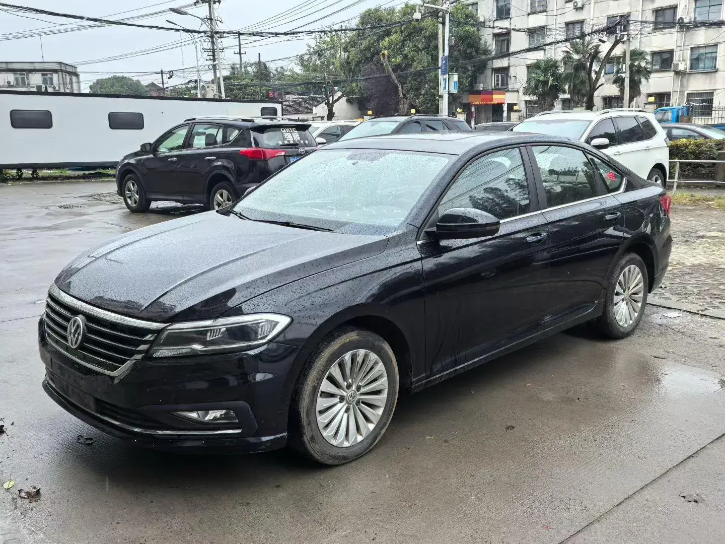 2018 VOLKSWAGEN LAVIDA view 1