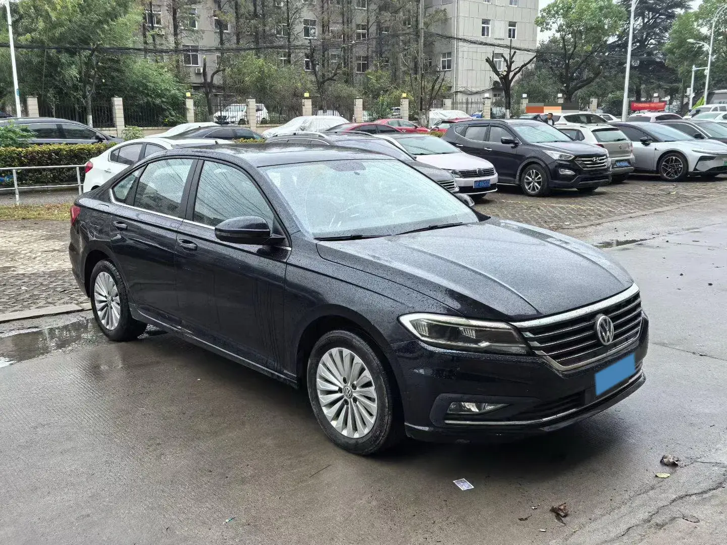 2018 VOLKSWAGEN LAVIDA thumbnail 2