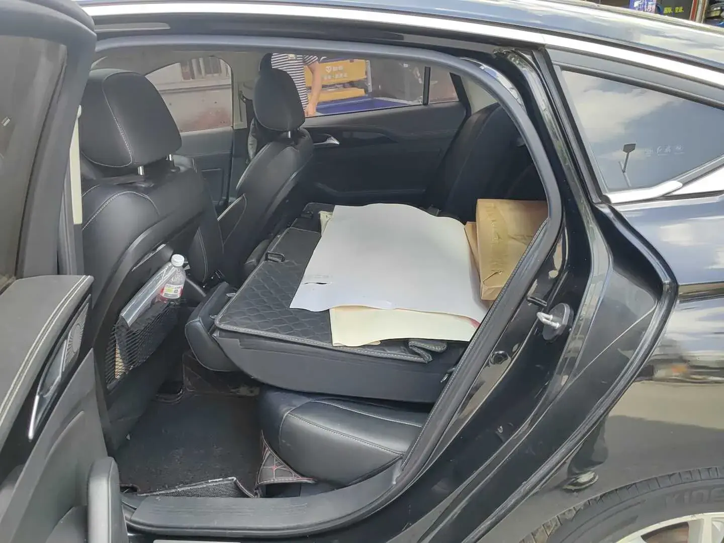 2018 HONGQI H5 thumbnail 3