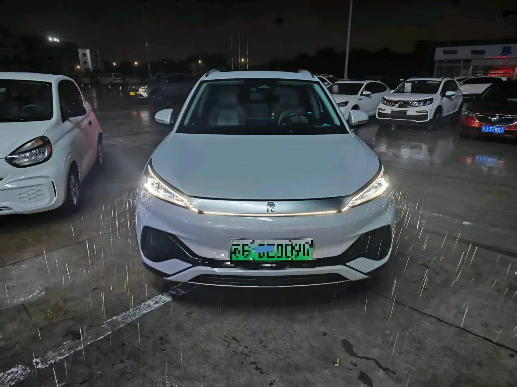 2023 BYD YUAN thumbnail 2