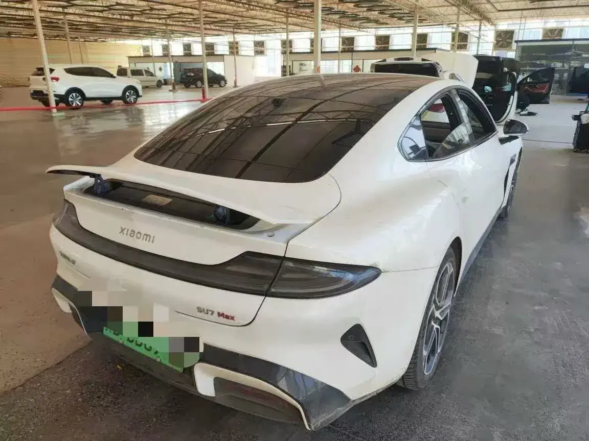 2024 MI SU7 thumbnail 2