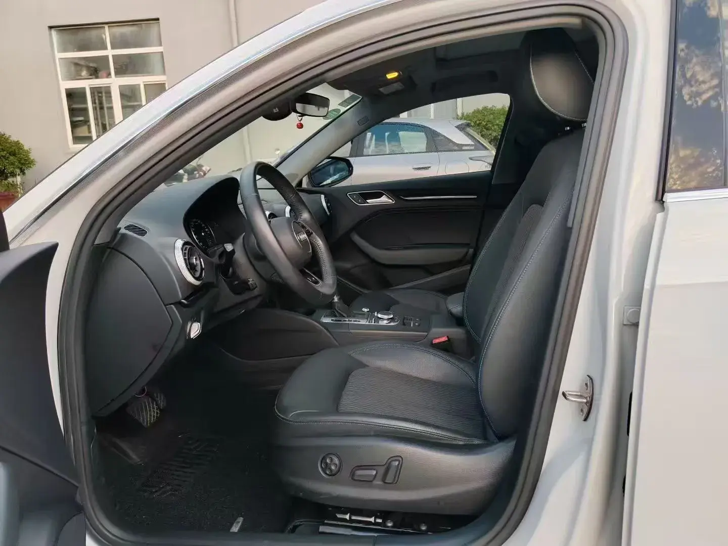 2020 AUDI A3 thumbnail 2