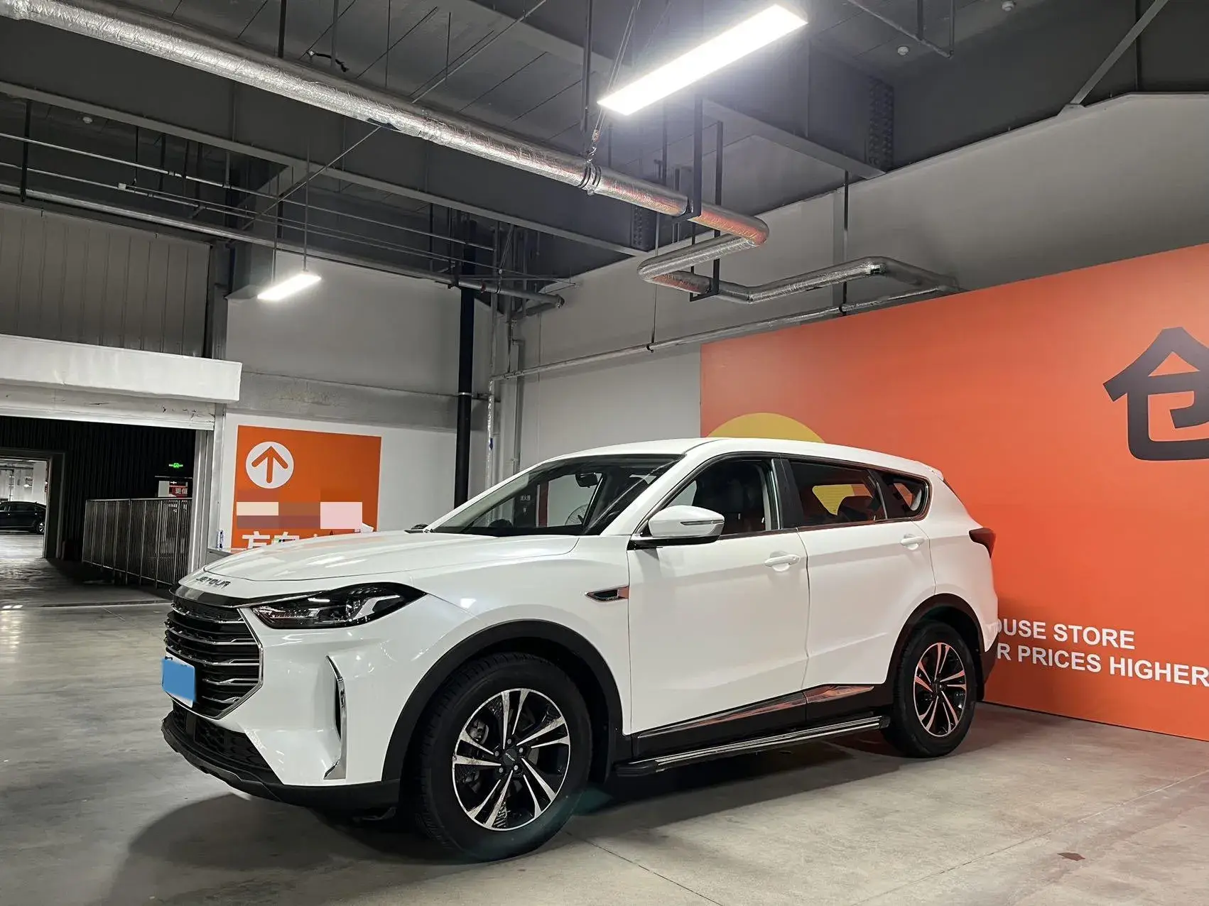 2021 JETOUR X70 view 1