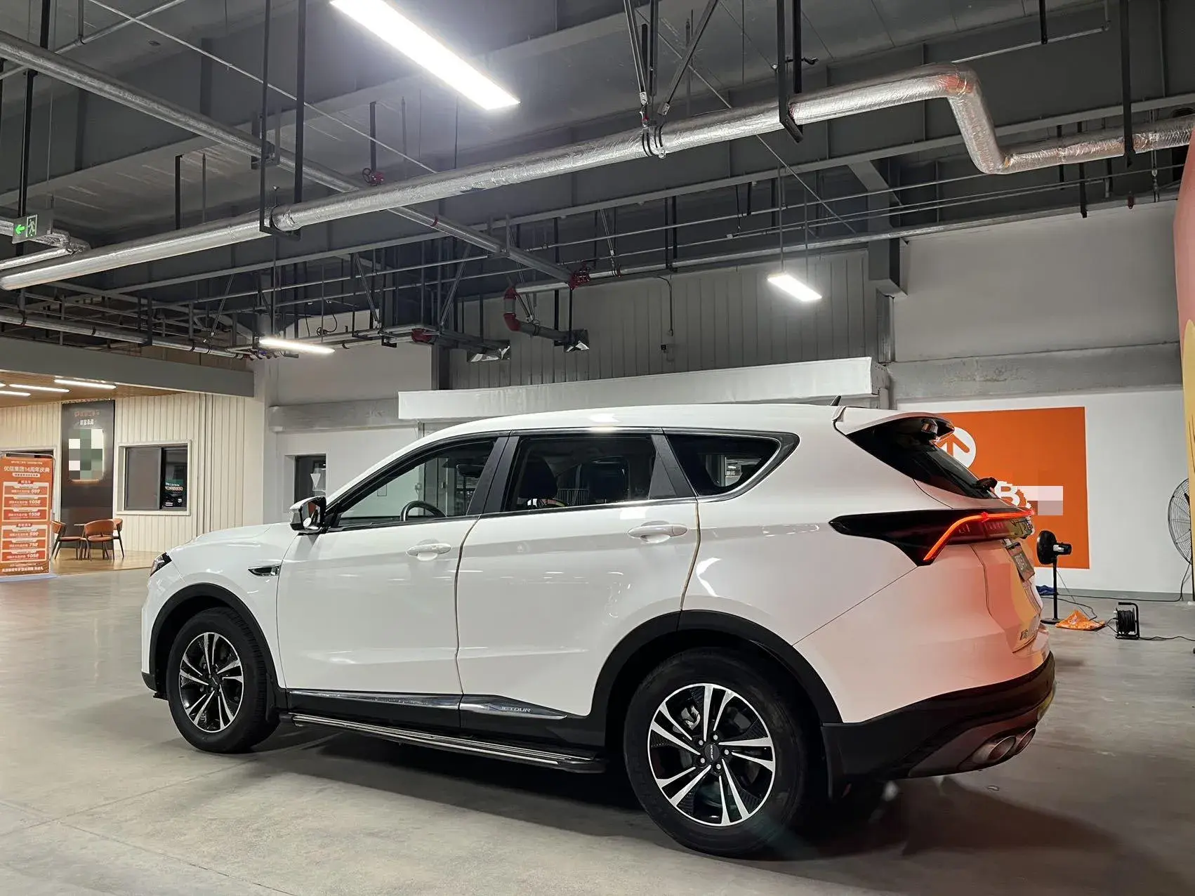 2021 JETOUR X70 thumbnail 4