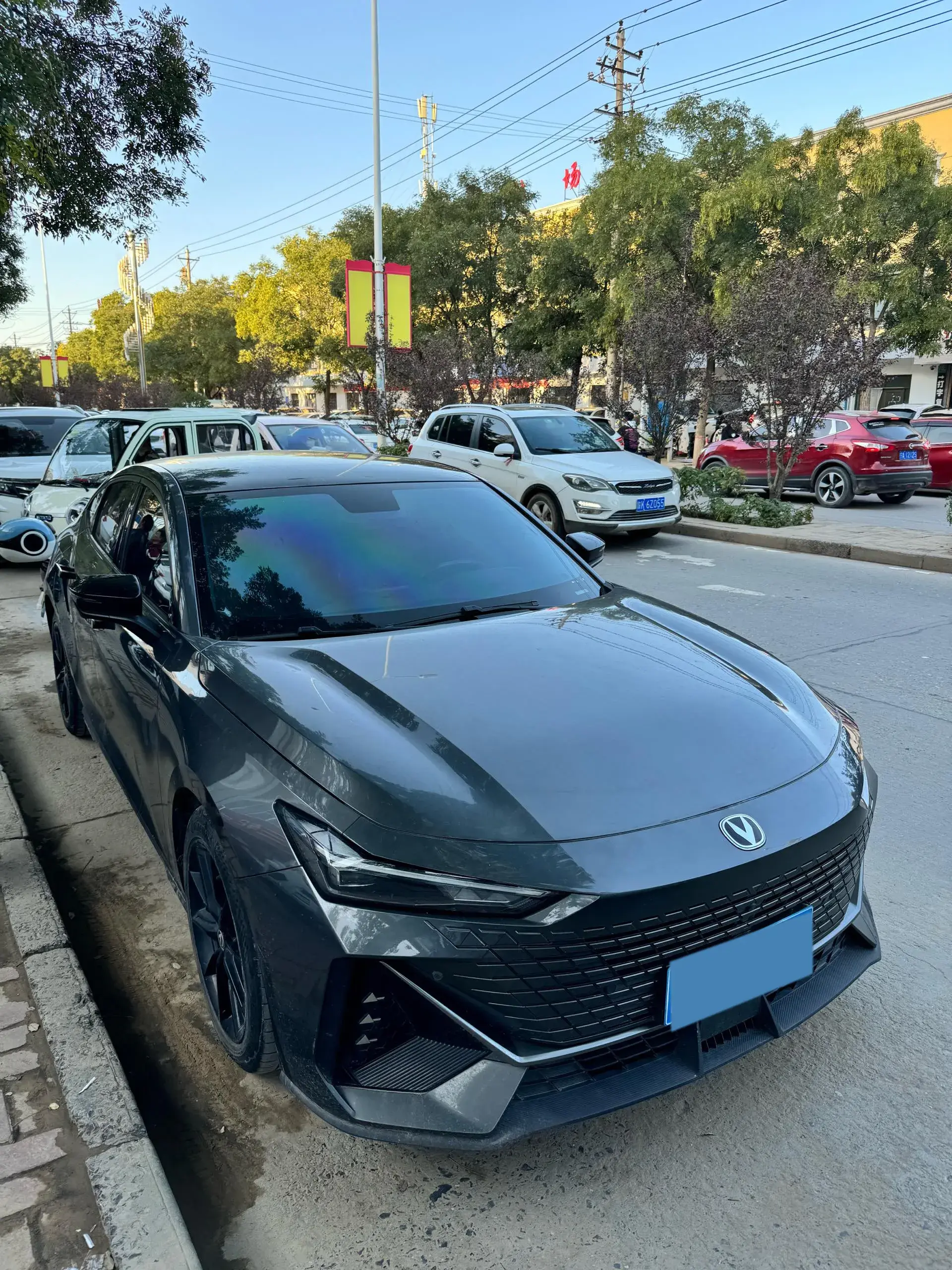 2022 CHANGAN UNI-V thumbnail 2