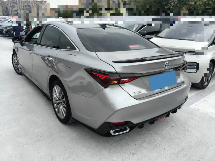 2022 TOYOTA AVALON thumbnail 2