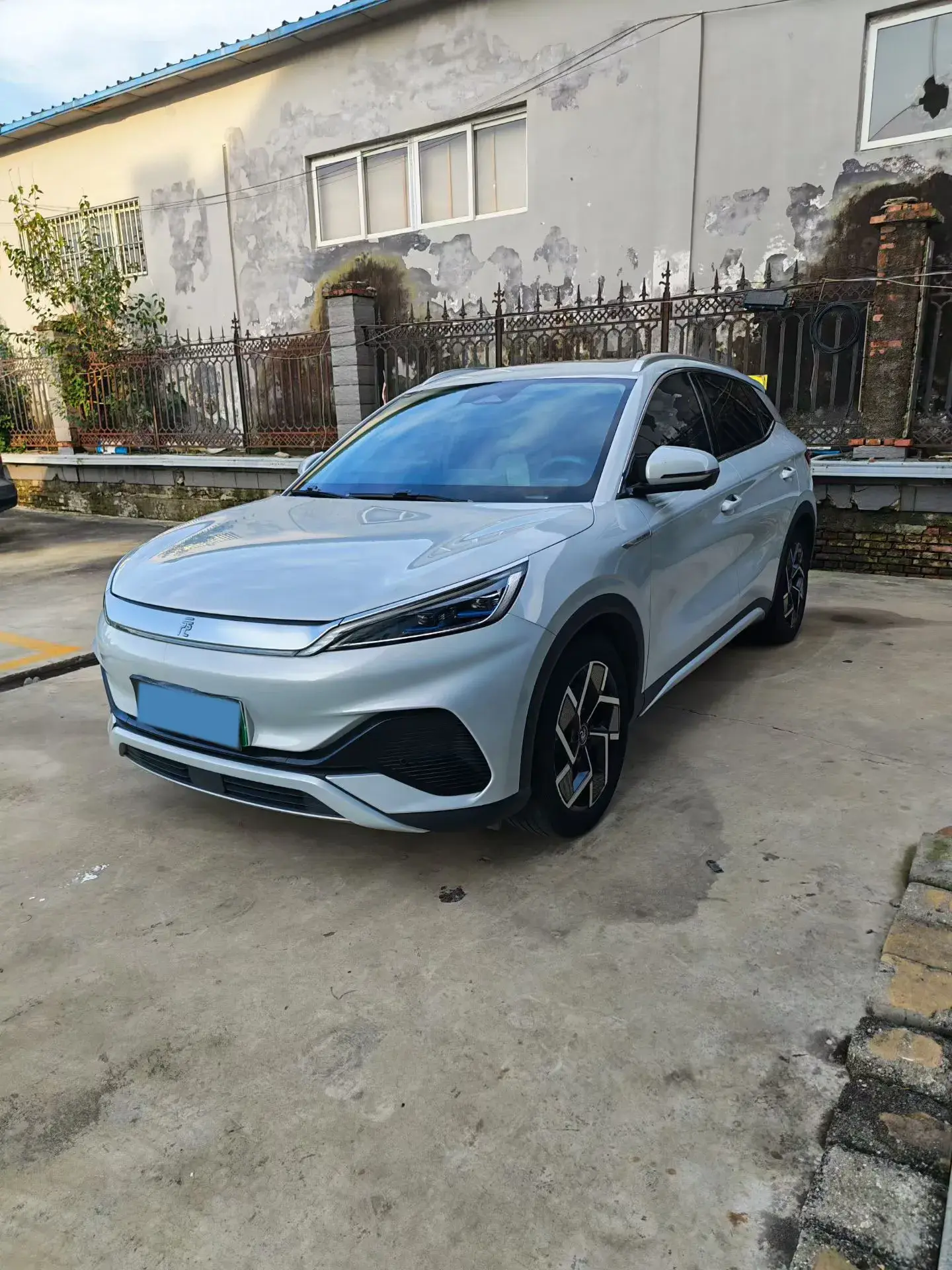2022 BYD YUAN view 1