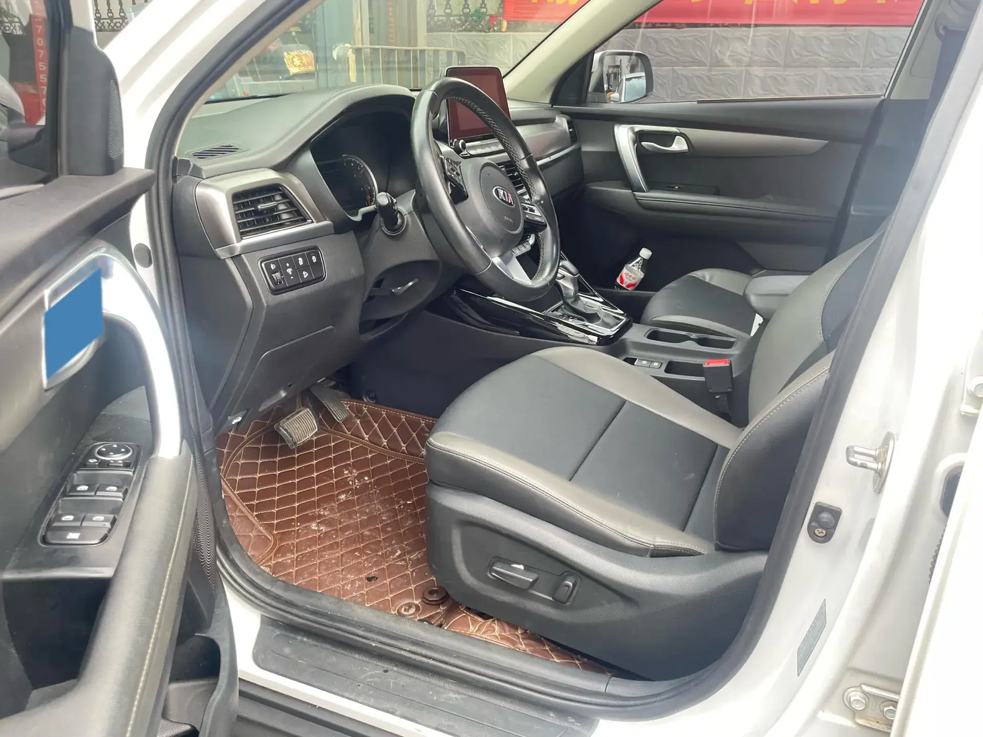 2018 KIA SPORTAGE thumbnail 4