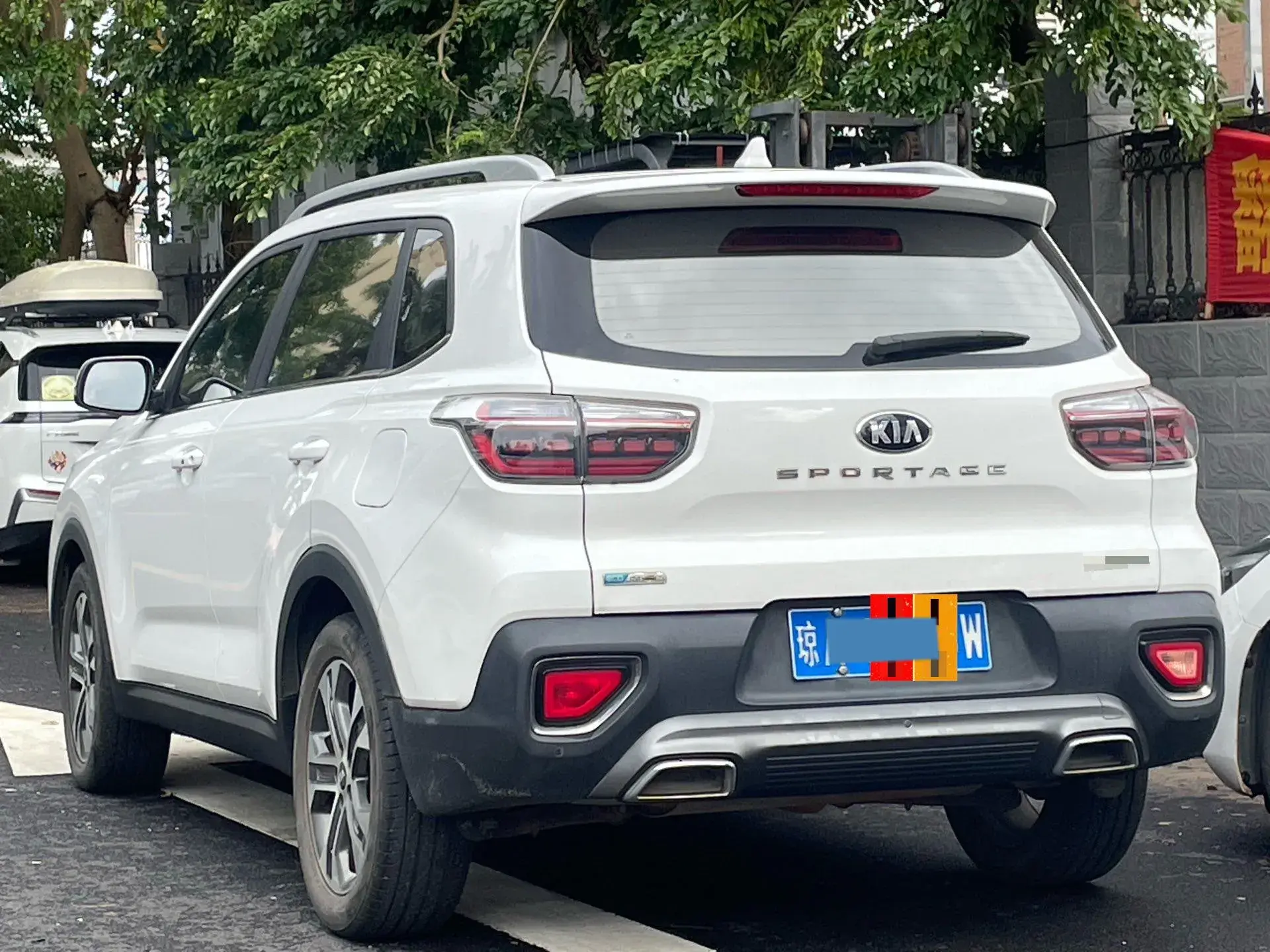 2018 KIA SPORTAGE thumbnail 3
