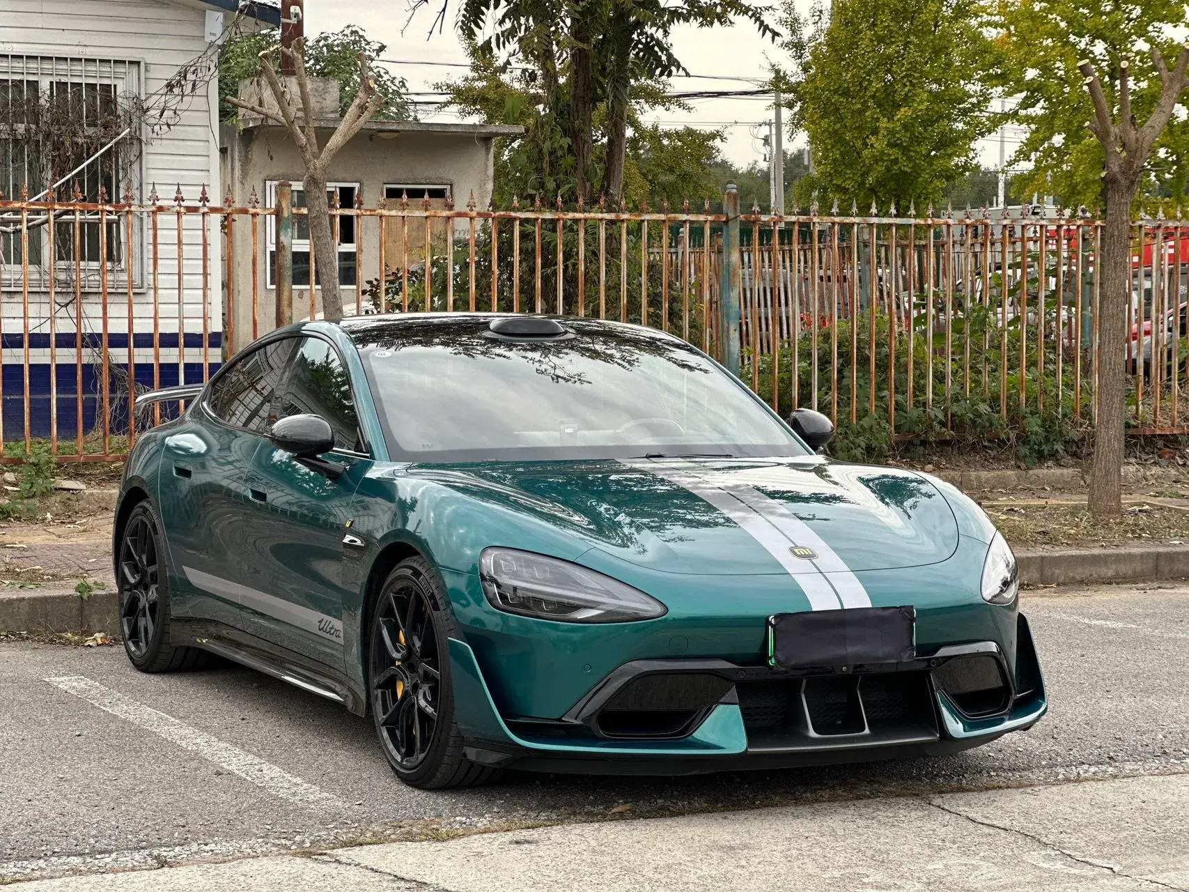 2025 MI SU7 thumbnail 3