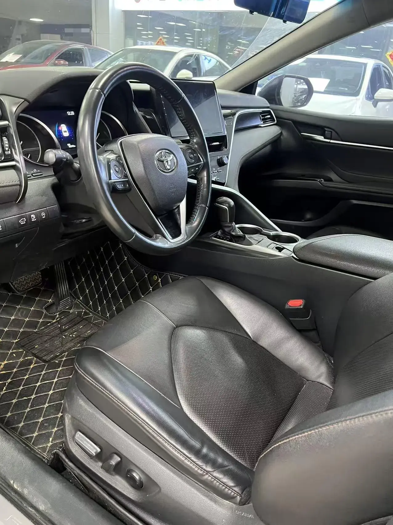 2021 TOYOTA CAMRY thumbnail 3