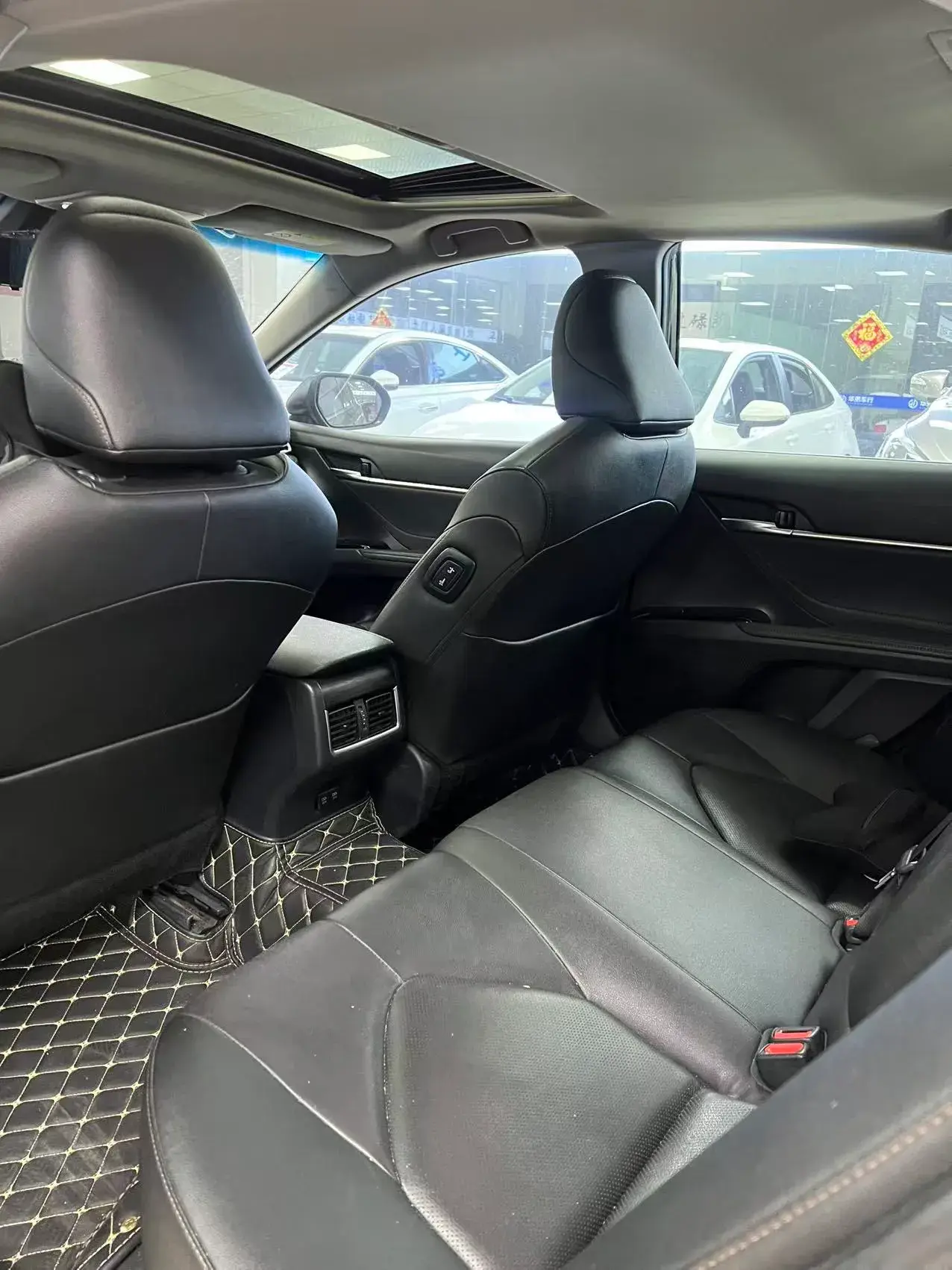 2021 TOYOTA CAMRY thumbnail 4