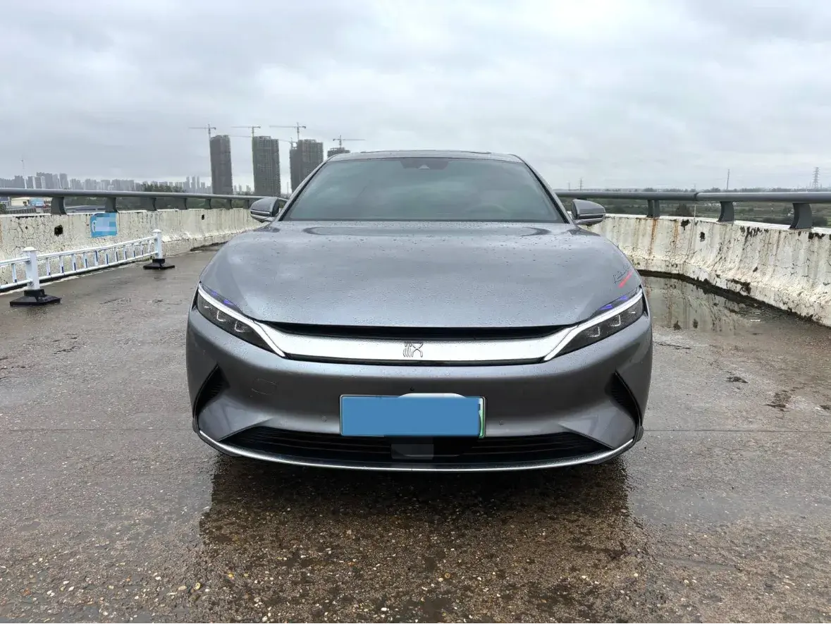 2020 BYD HAN thumbnail 2