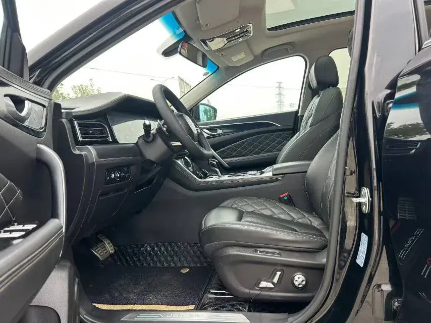 2020 JETOUR X95 thumbnail 3