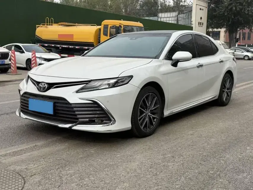 2021 TOYOTA CAMRY view 1