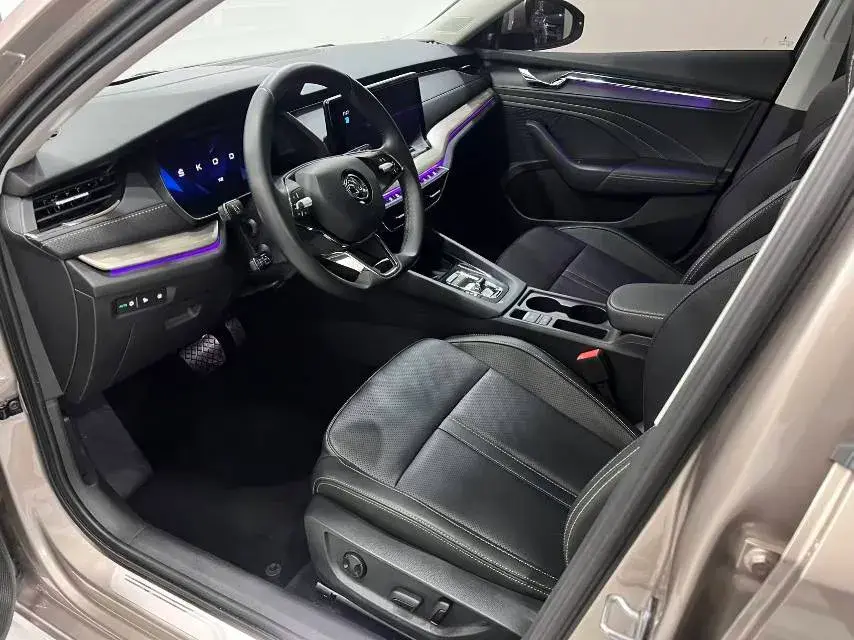 2022 SKODA OCTAVIA thumbnail 4